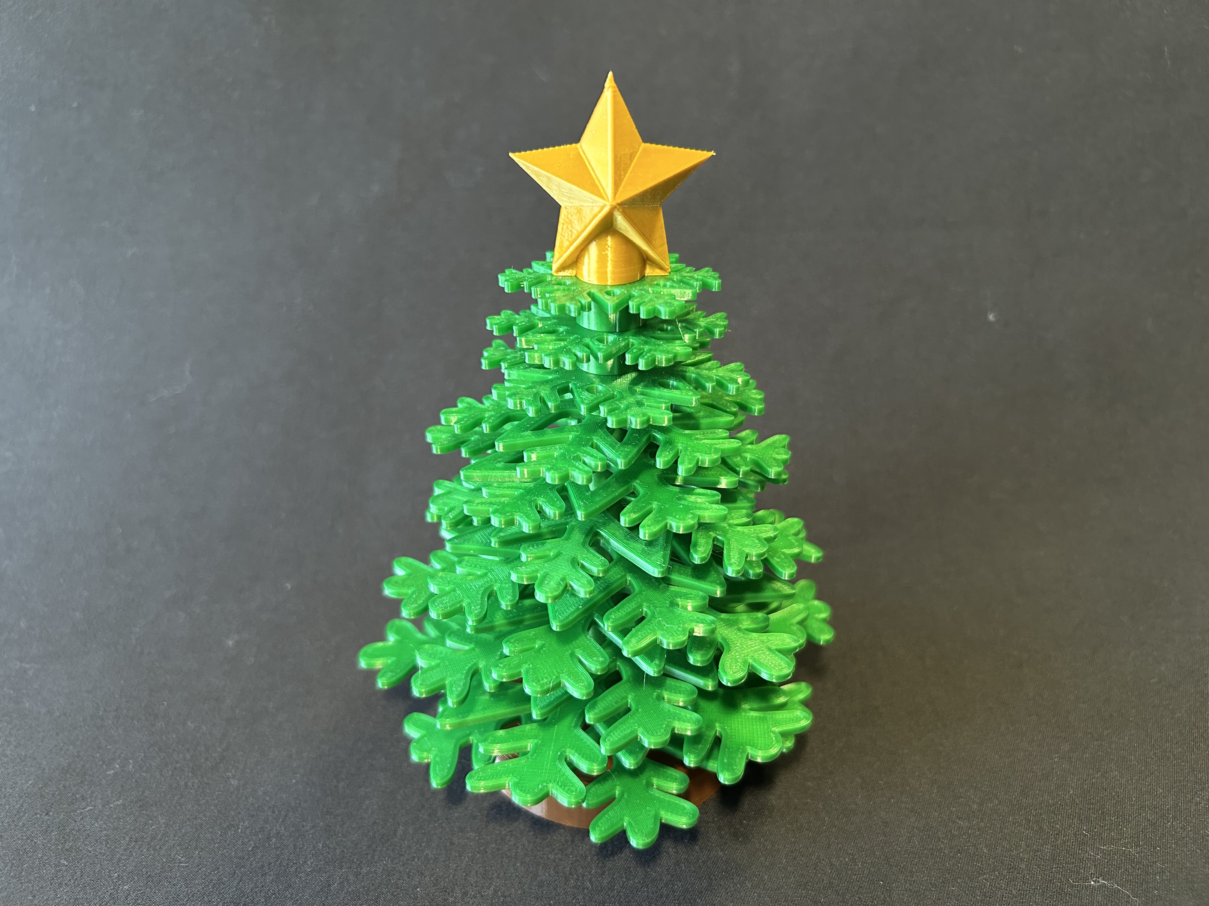 Build A Snowflake Tree Kit -Version 1