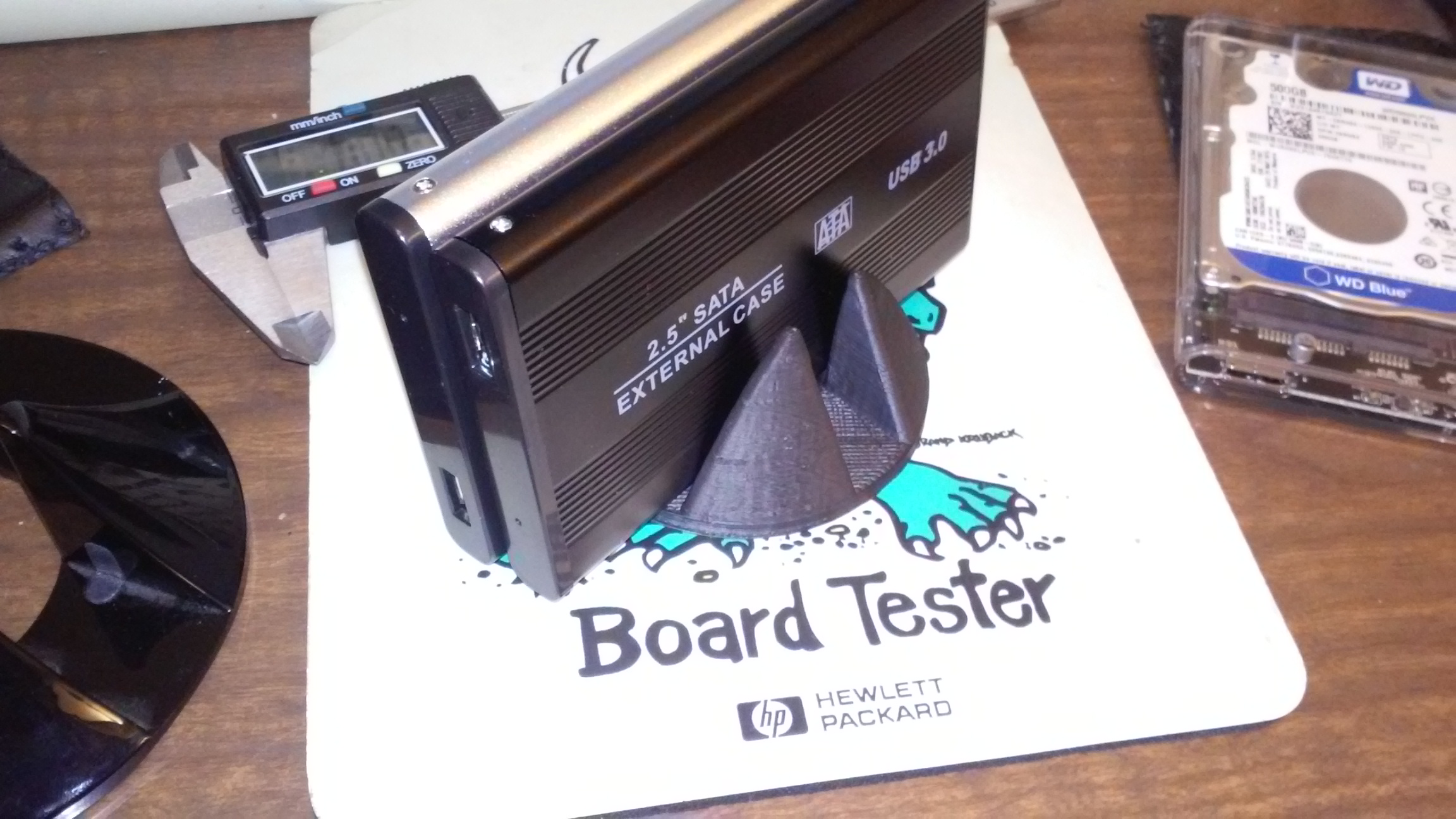 2.5" Hard Drive External Case Stand
