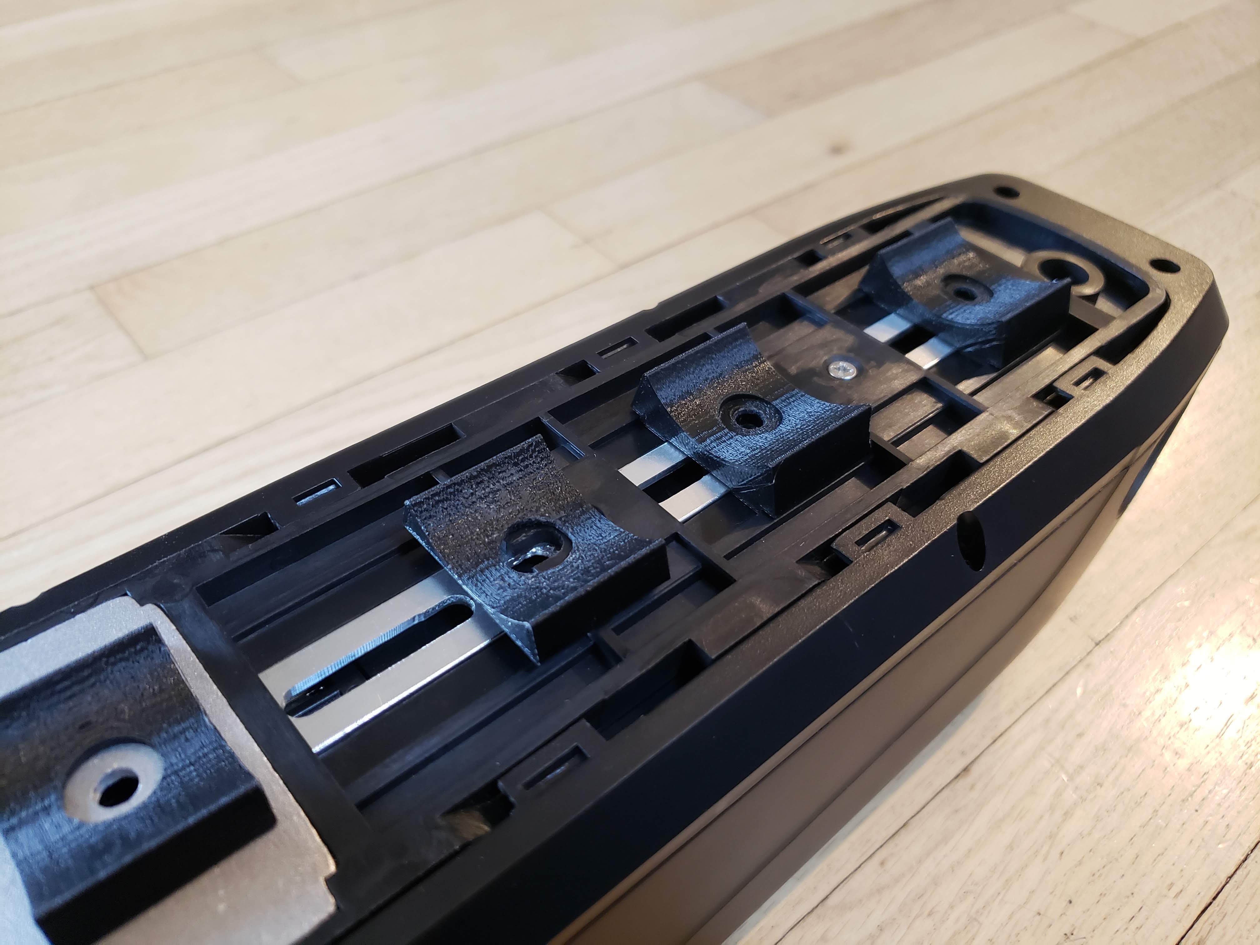 Hailong 01 case frame spacers
