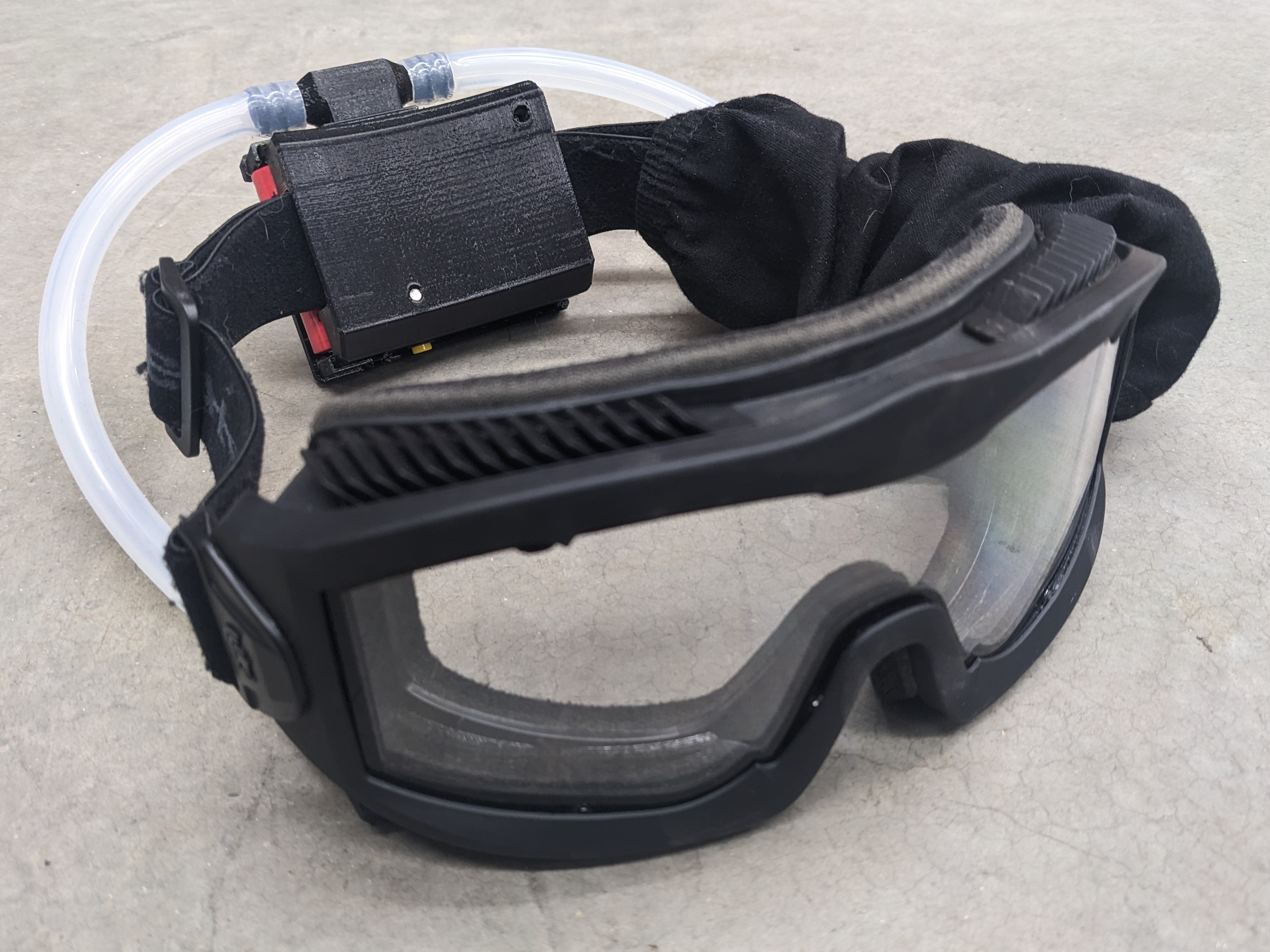 GTFO - Get The Fog Out! Antifog Goggle Blower