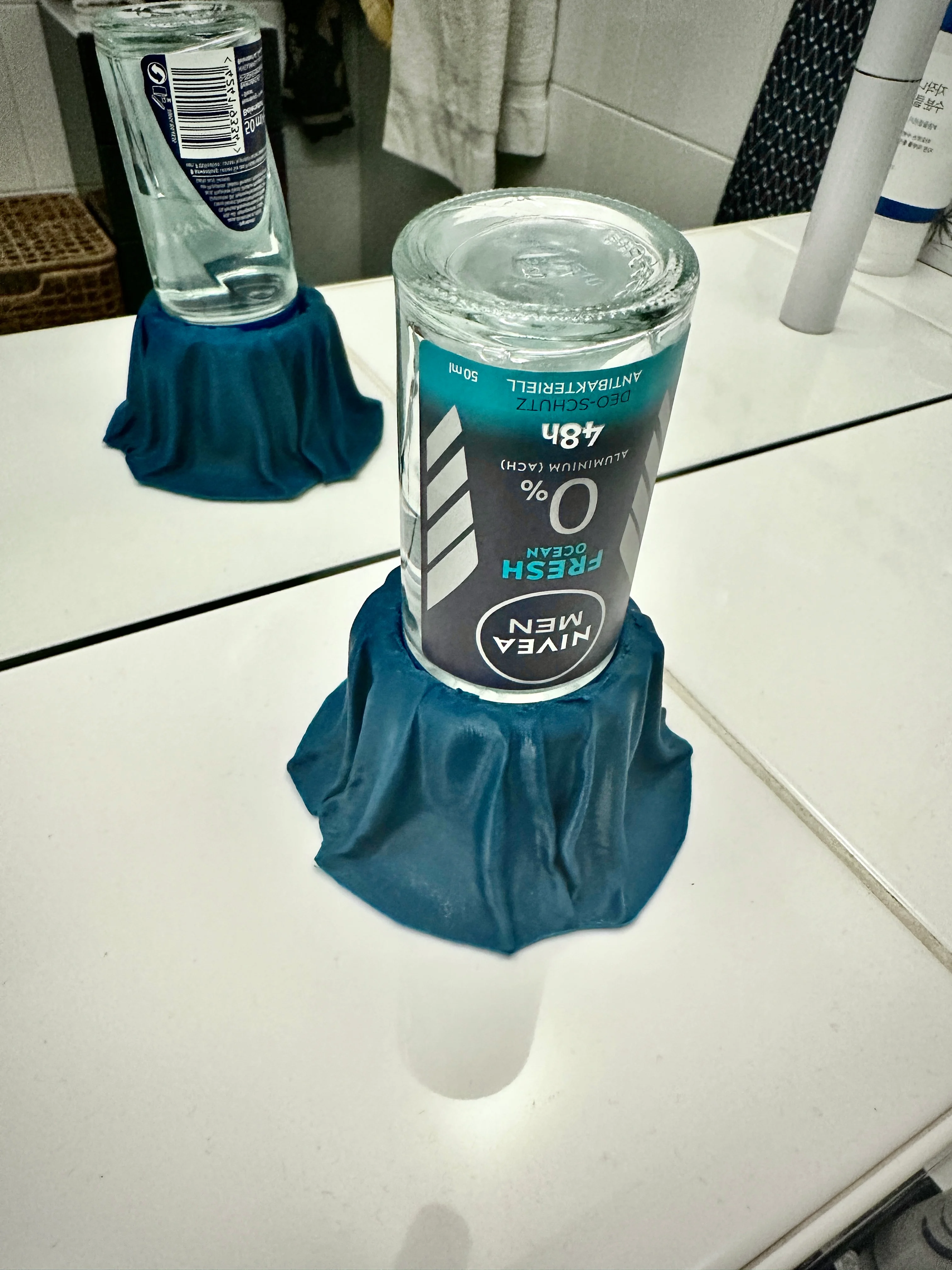 Nivea Deo Holder Cloth-style