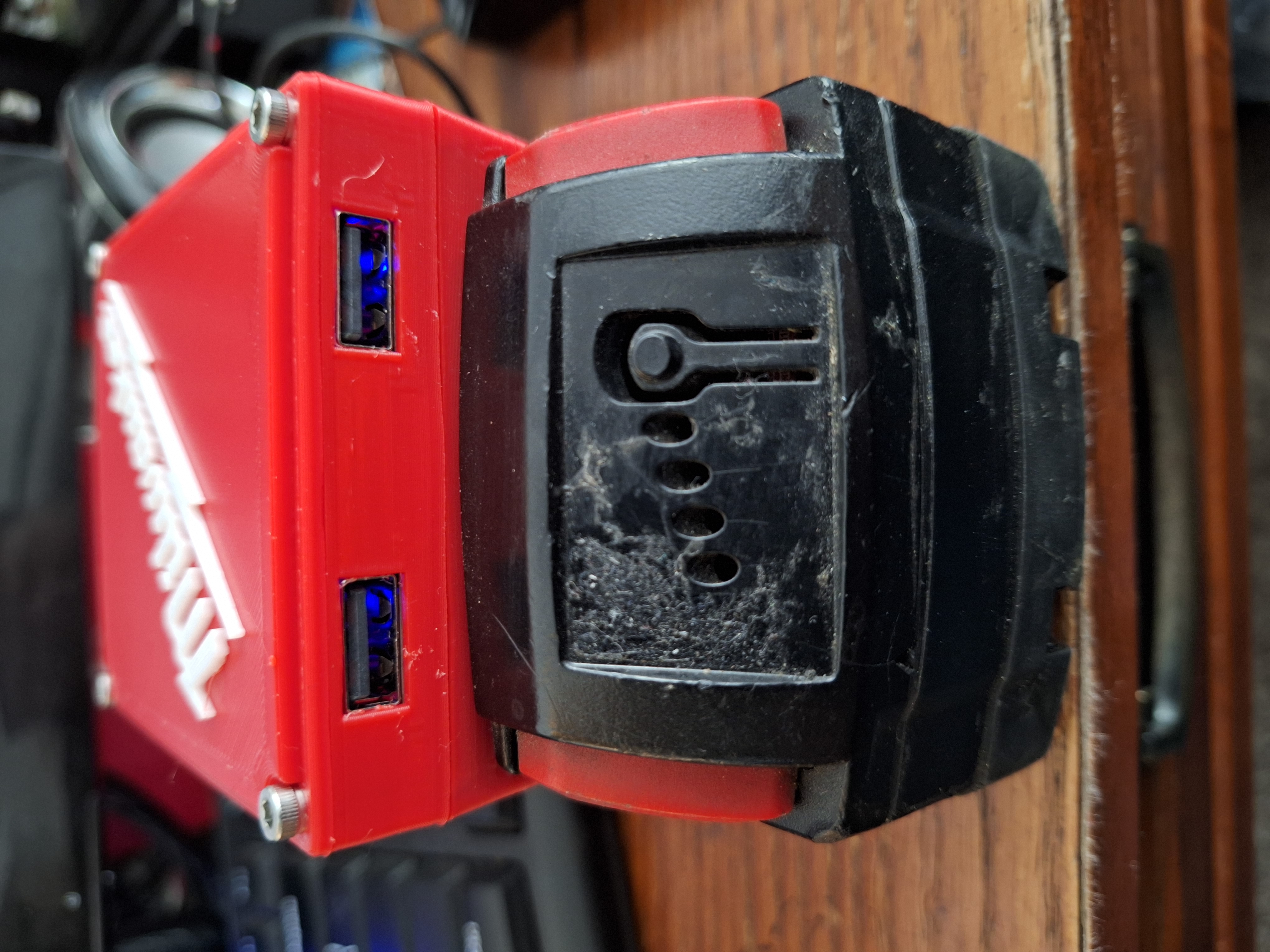 Remix: Milwaukee M18 QuickCharge Charger 3.0 USB Adapter by Zoggee