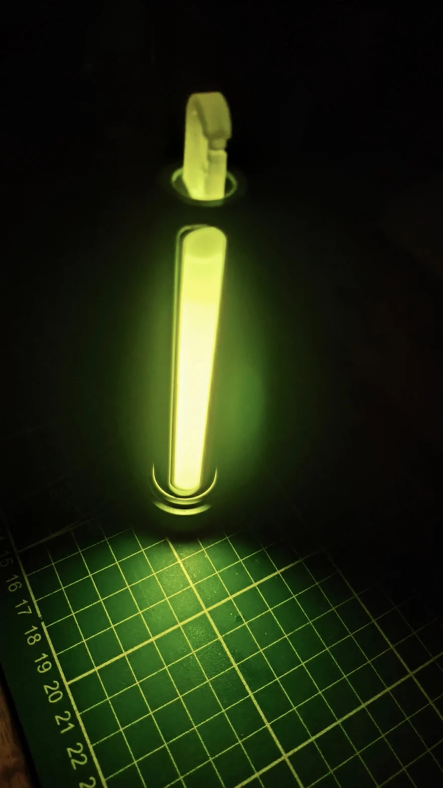 Dimmbares Knicklicht, Dimmable glow stick