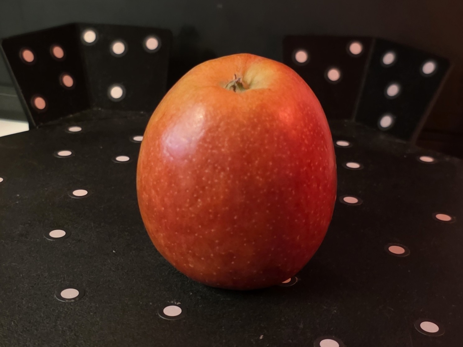 Braeburn Apple Variety Laser Scan with Creality Sermoon S1 | Apfel Sorte Braeburn Laserscan mit Creality Sermoon S1