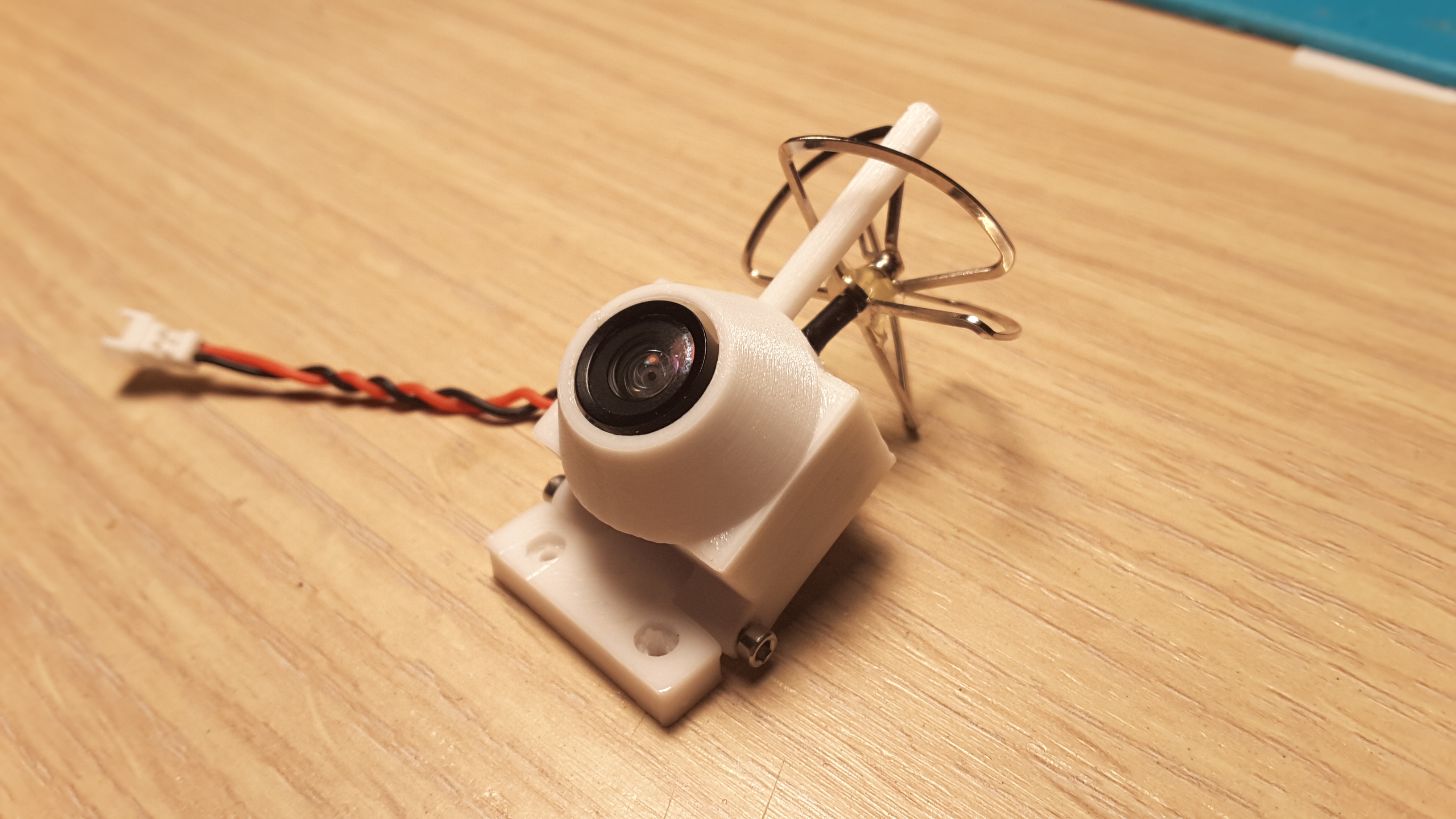 Protection Camera tiltable  FPV Super Mini 25mW Eachine TX01 / TX02 200mw
