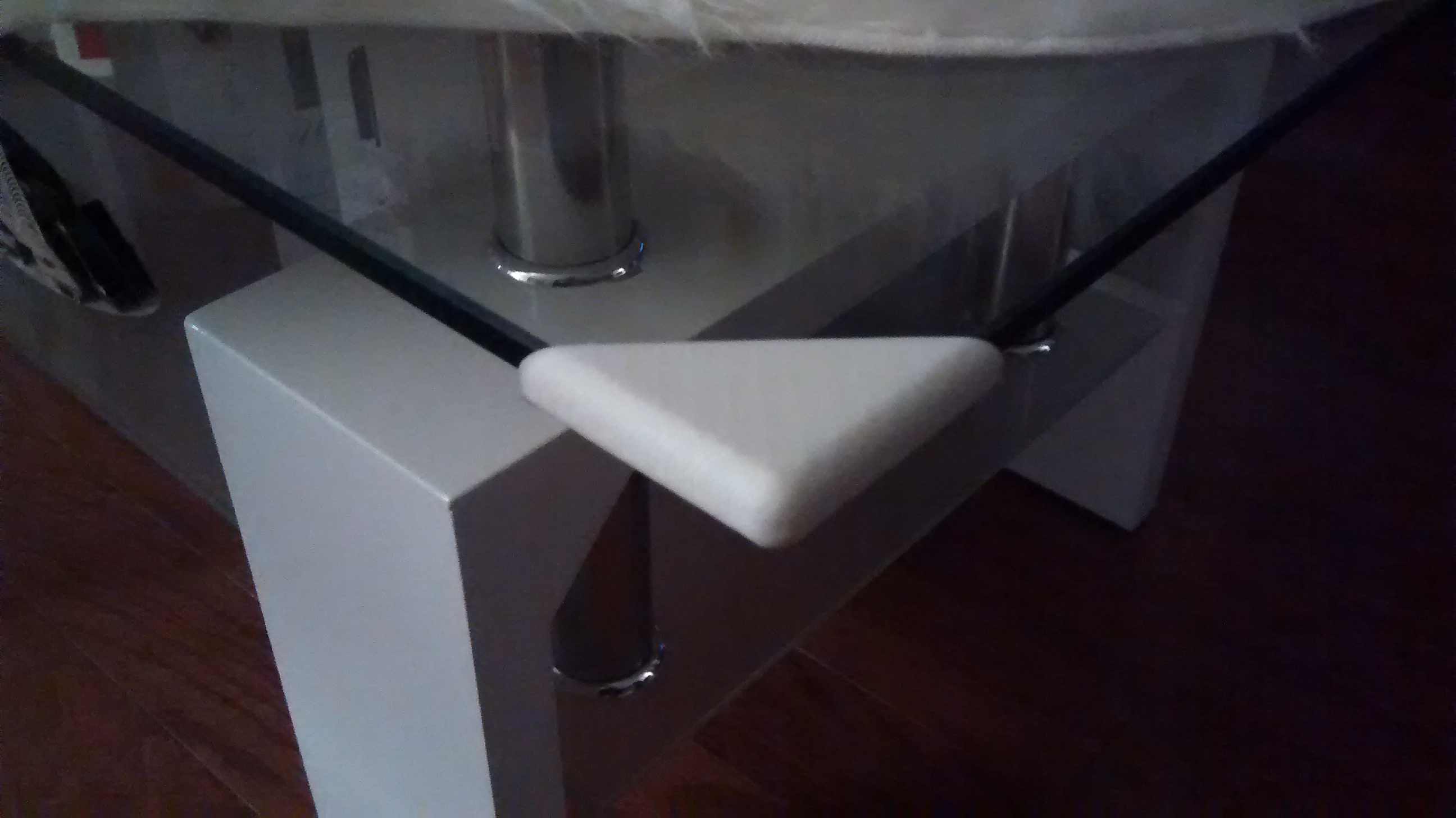 Kid protective table corner