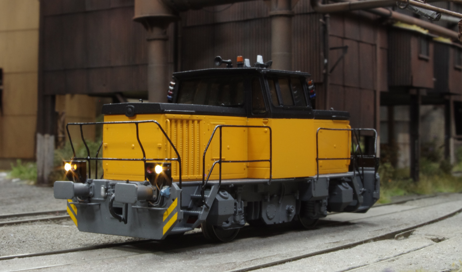 CMI / John Cockerill NH 500 B / CFL 500 / DSB MJ diesel locomotive H0 scale