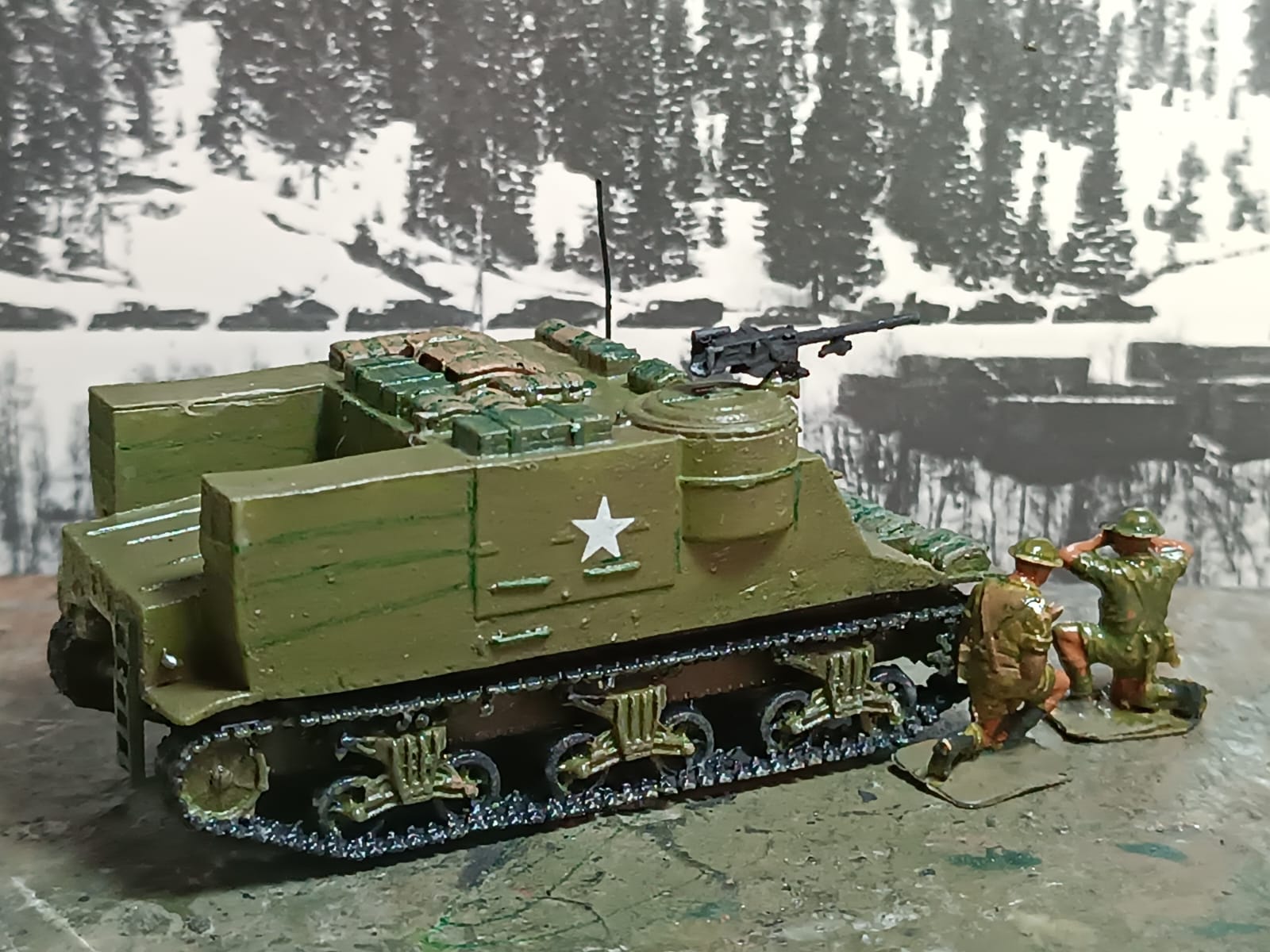 M7 COMMAND TANK