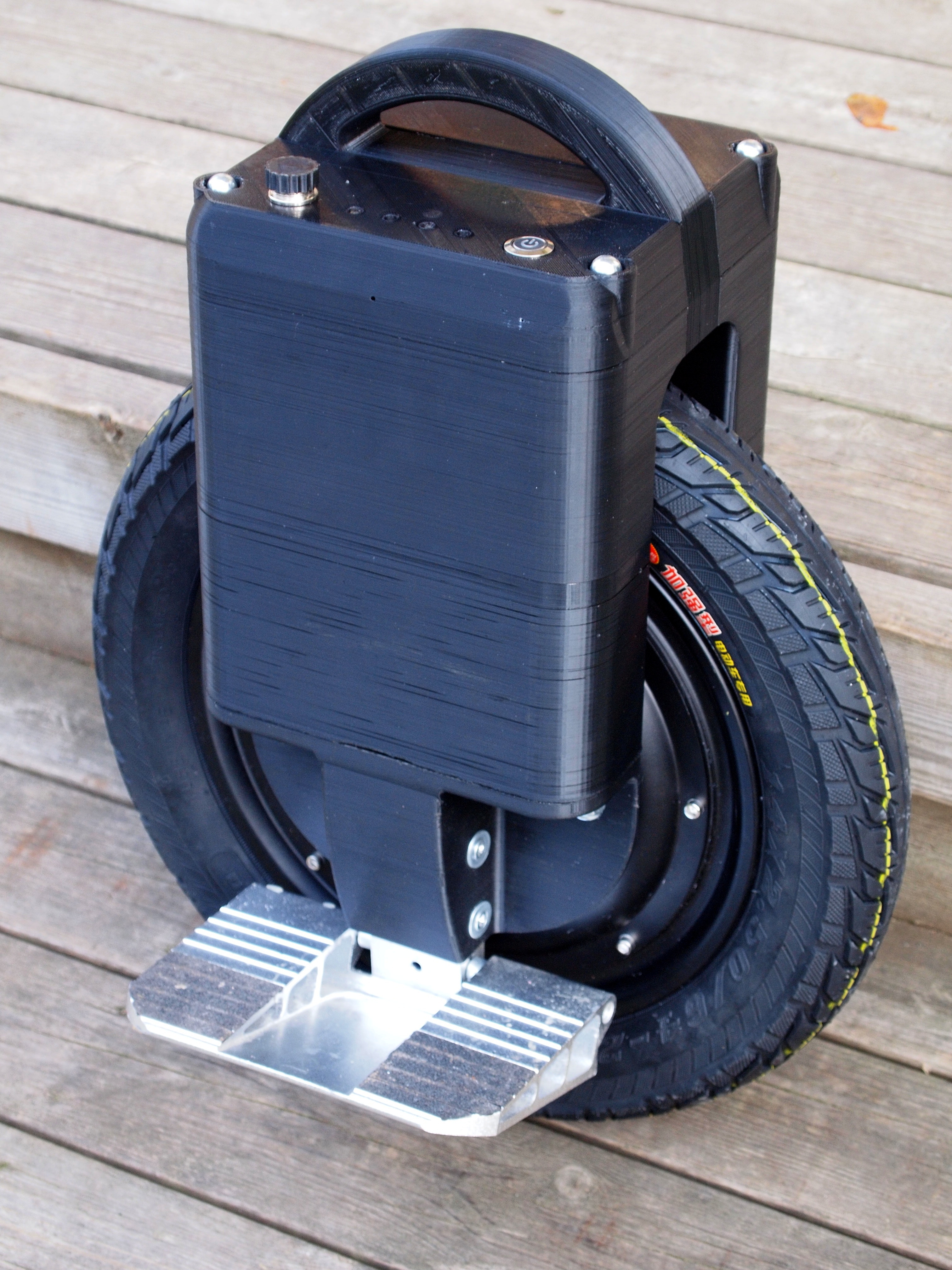 E14S Fast Electric Unicycle - new version!