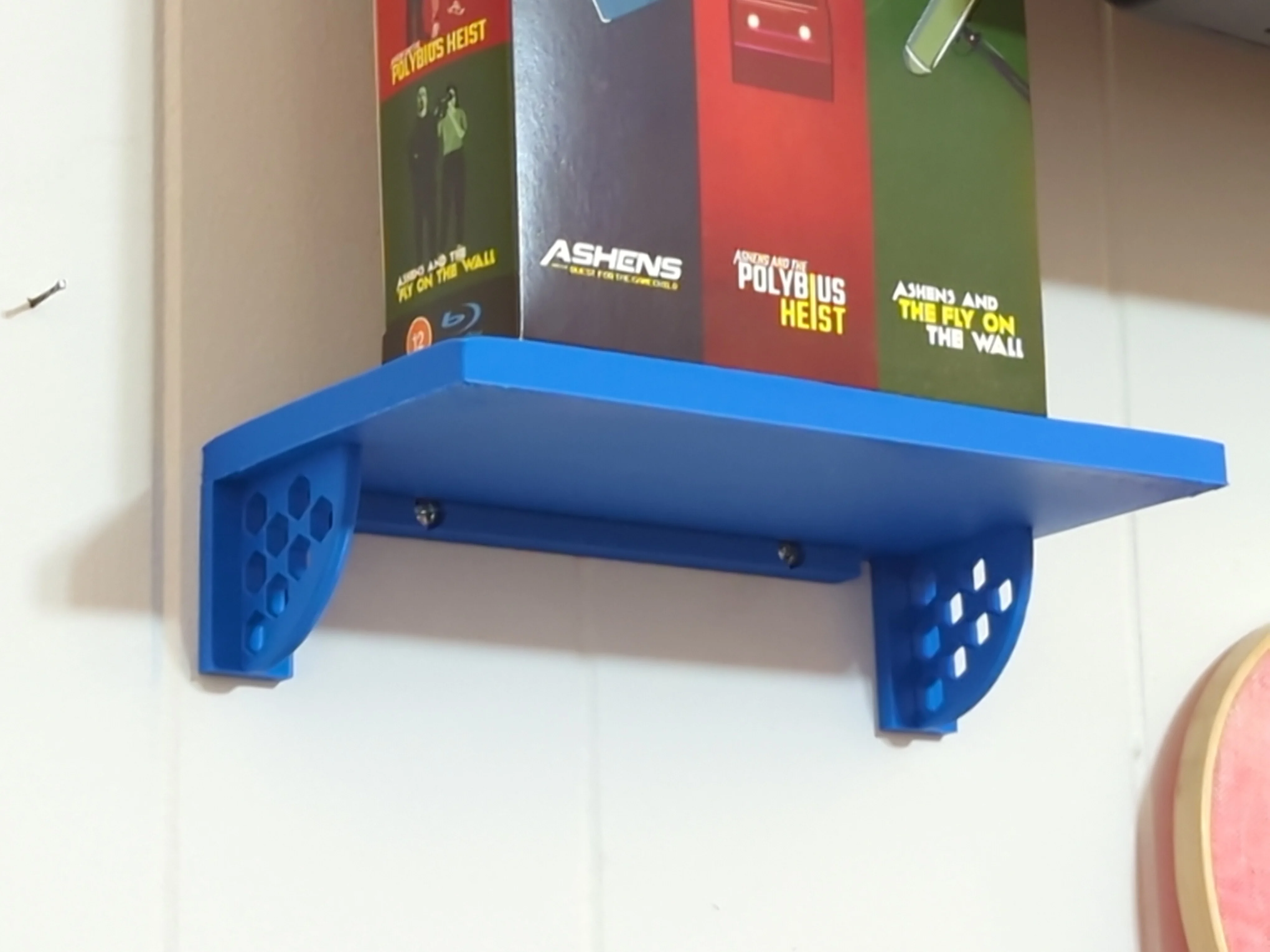 Shelp shelf