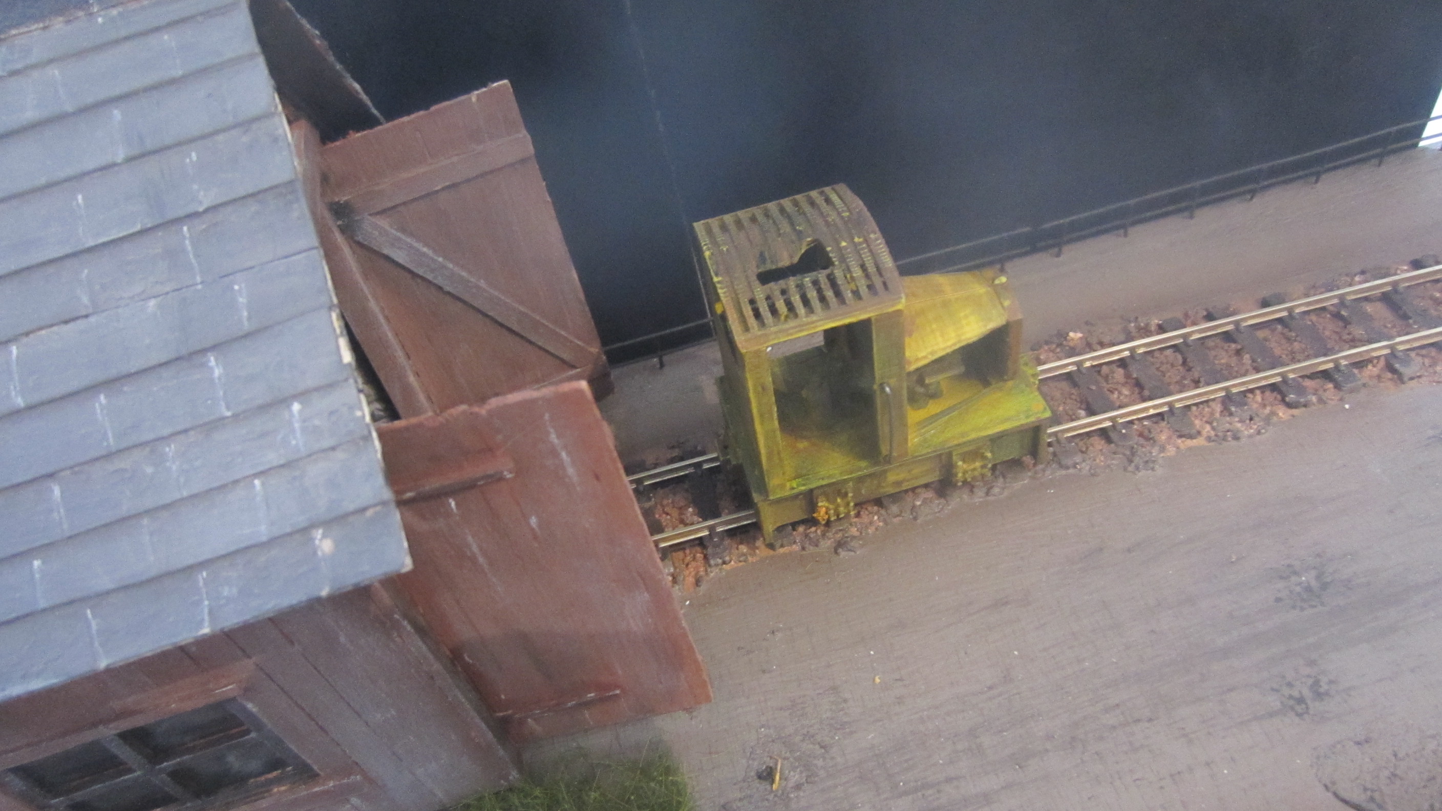 Wrecked locomotive  O Narrow gauge / On30 Funny&Unnamed