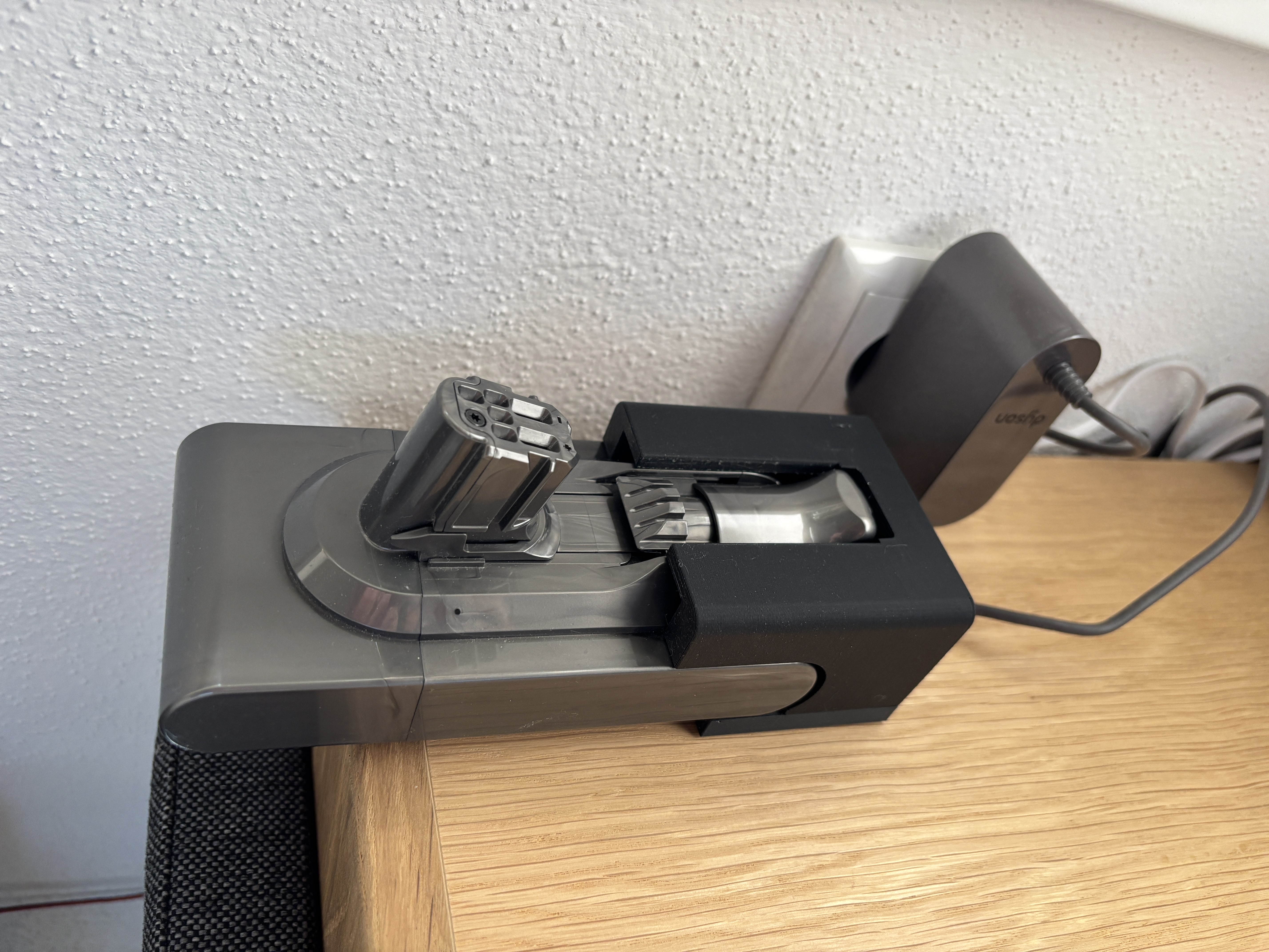 Dyson V12 slim Akkuhalter