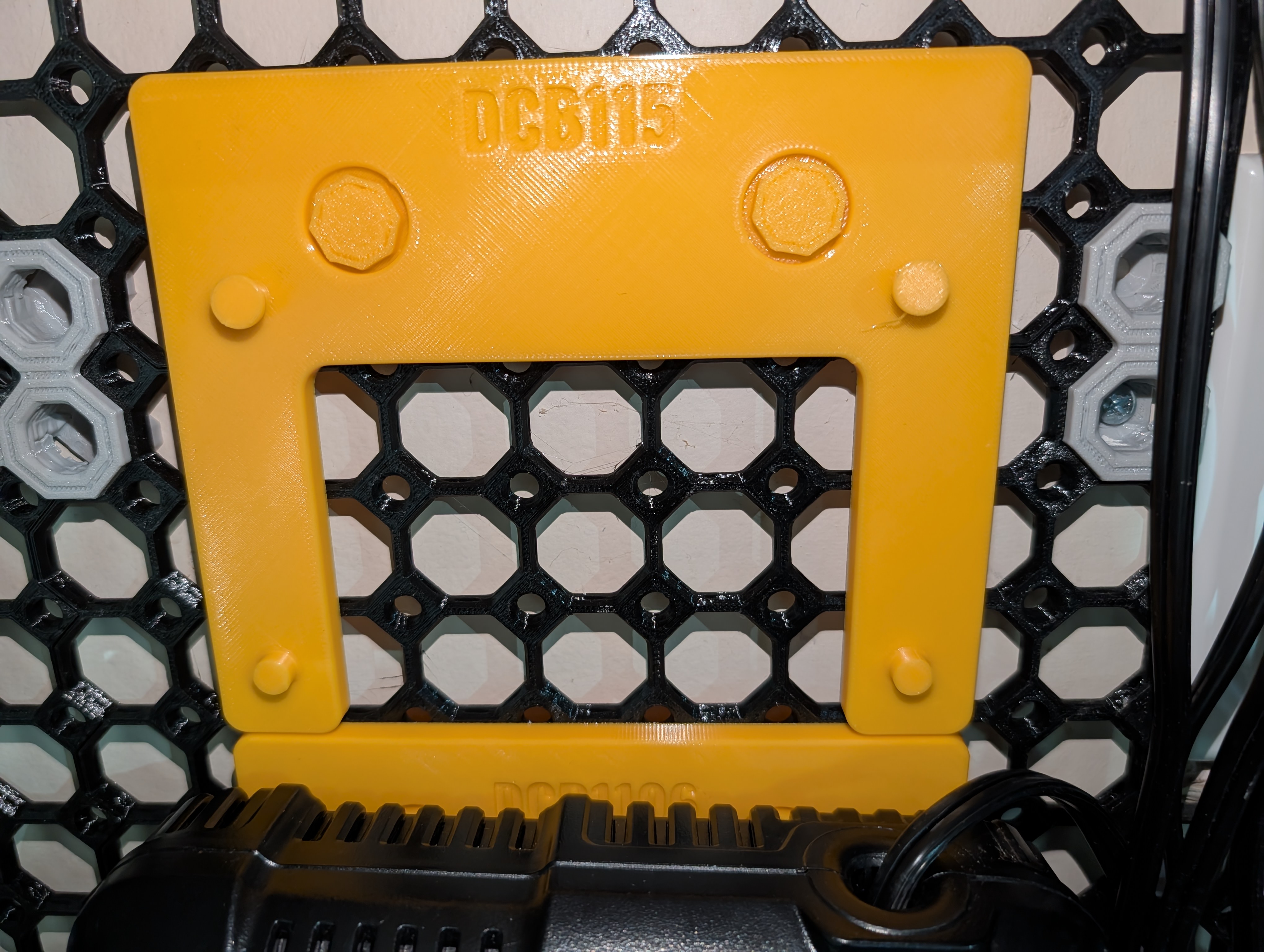 DeWalt DCB115 Charger Mount for Multiboard