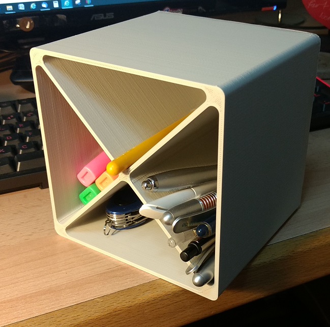 Pencil box - pen holder stackable / Stapelbare Stiftebox