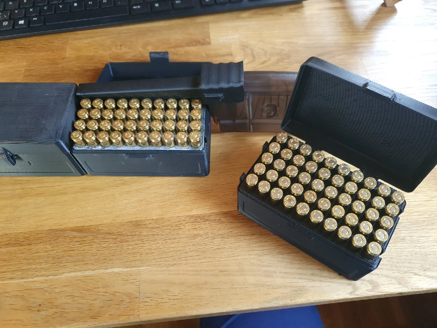 SIG 550 Ammo box 5.56, 5.56×45mm NATO + Strip