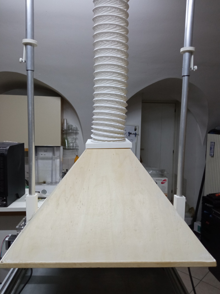 Extractor hood for laser cutter (Cappa aspirante per taglierina laser)