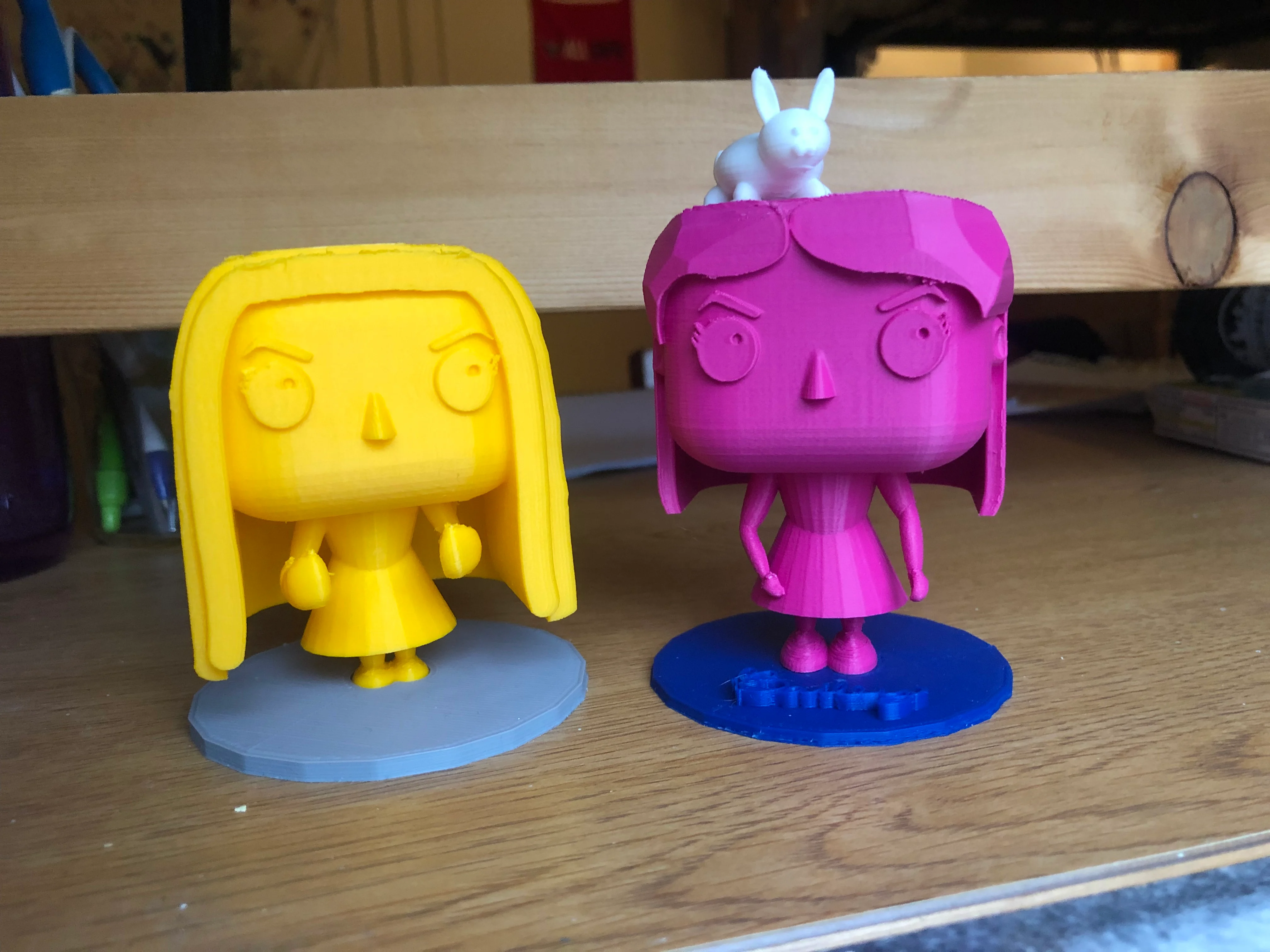 Customized Female Pop Figure