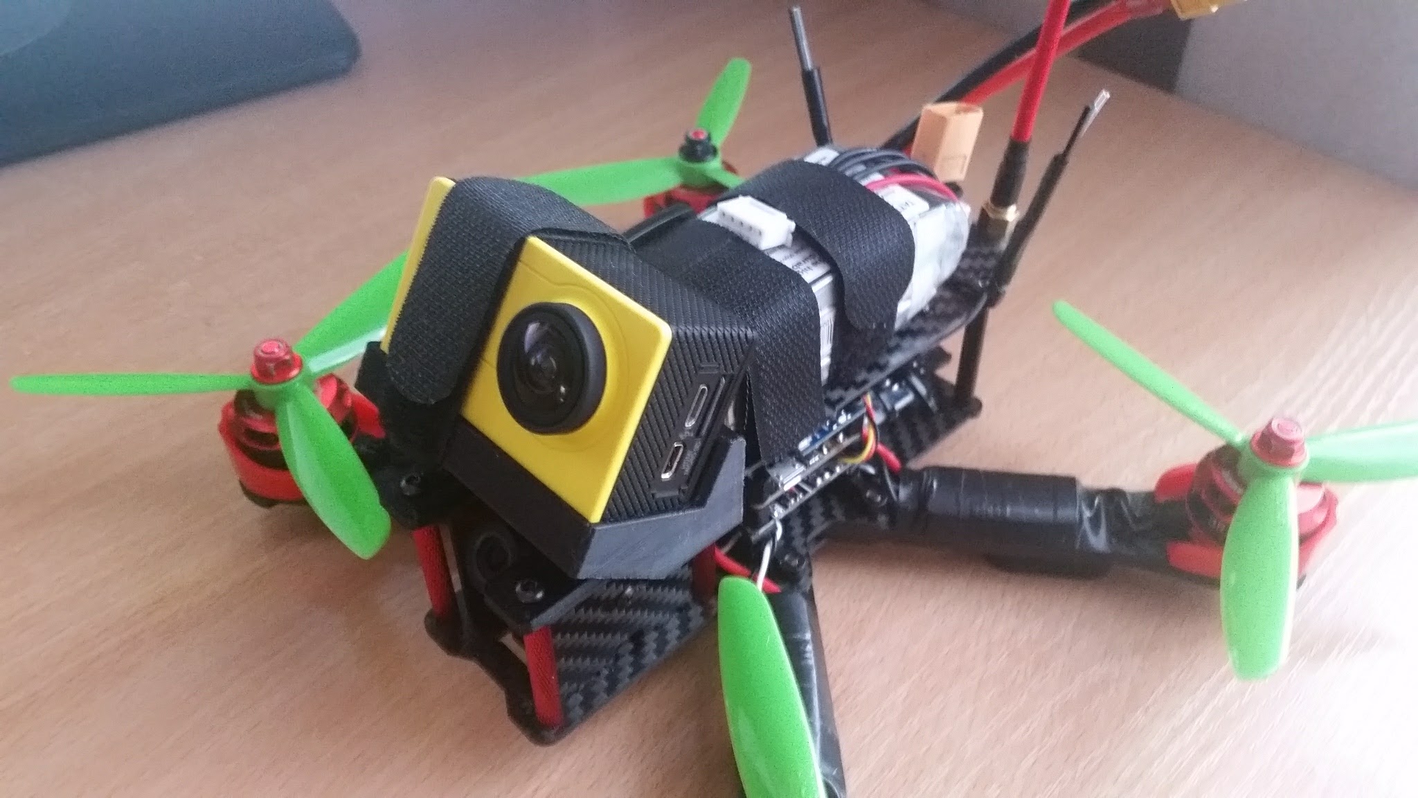 QAV-R 5' TC R220 XIAOMI YI EKEN H9 CAMERA HD MOUNT