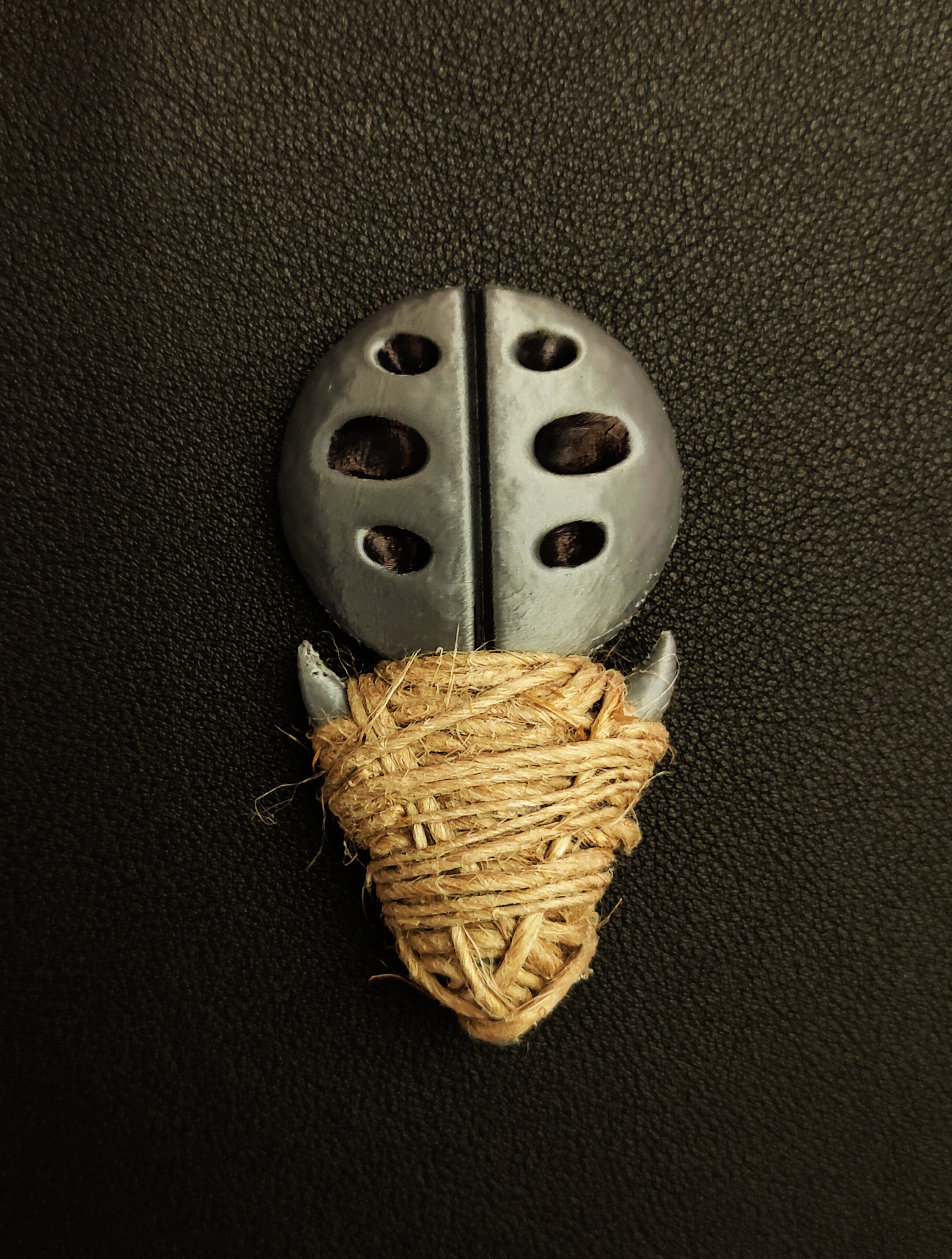 Hollow Knight: Silksong Weaver Effigy