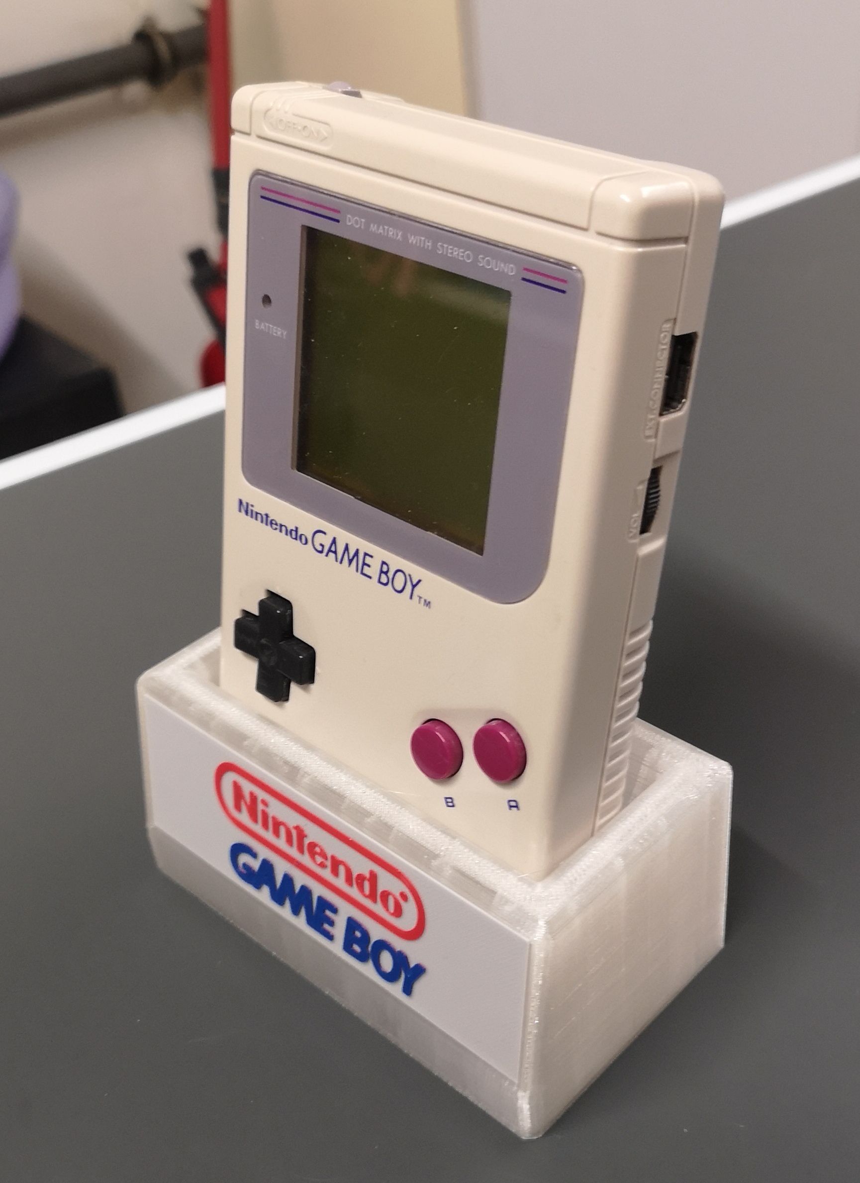 Collector Stand for Classic Nintendo Gameboy
