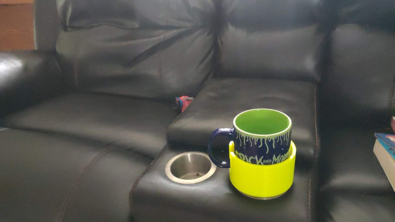 Coffee cup couch adapter