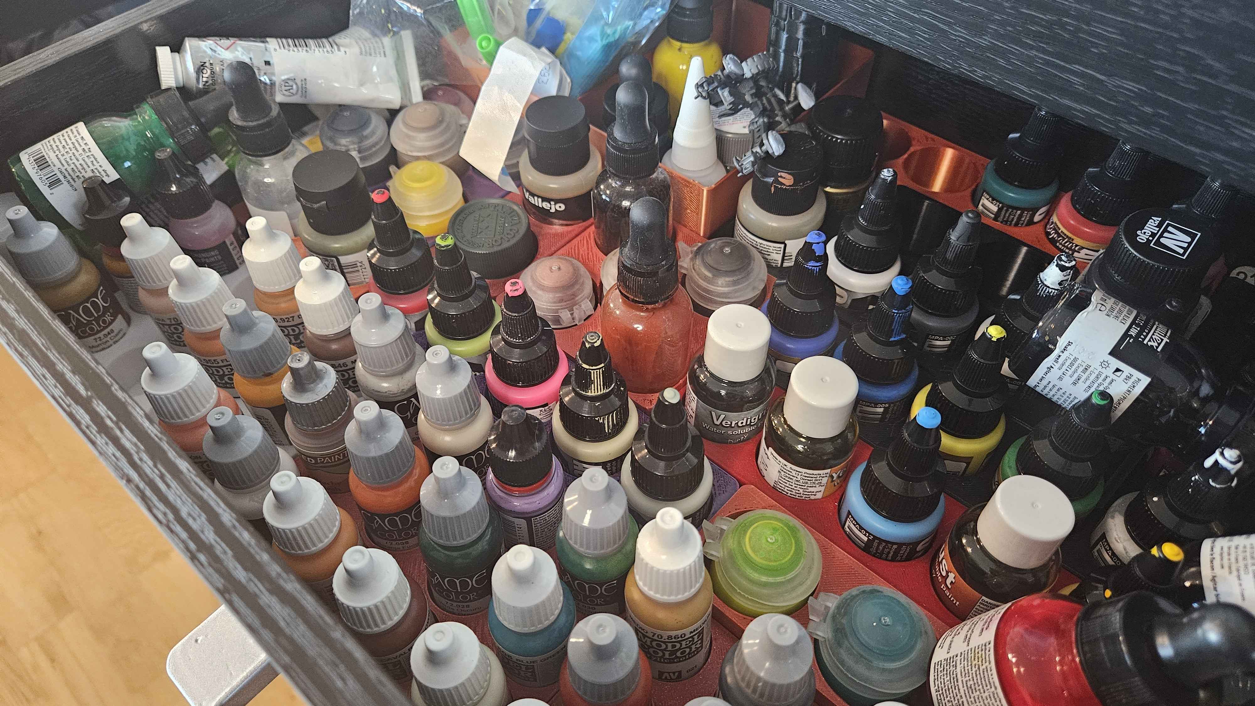 Hobby Paint Holders for Gridfinity