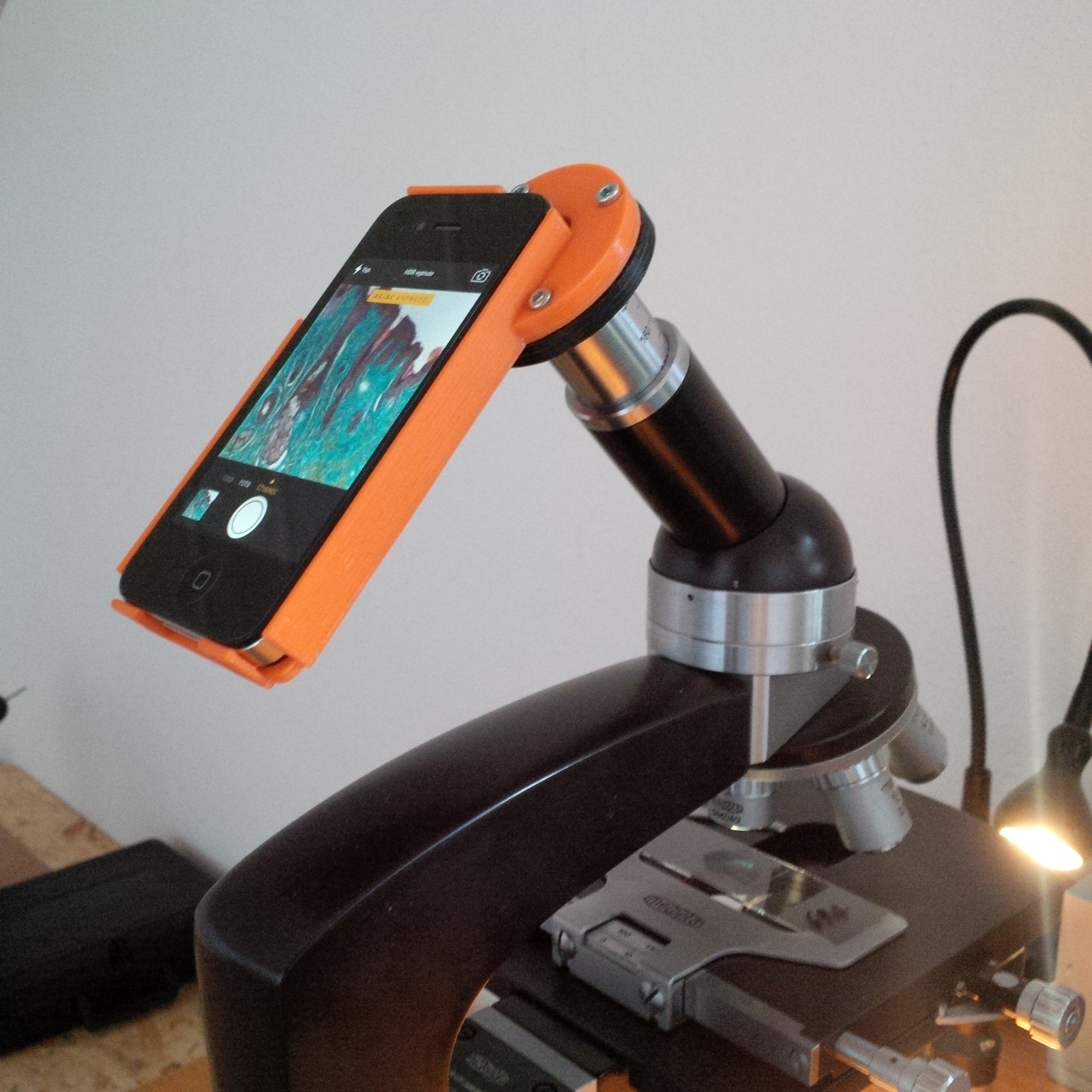 iPhone4 Microscope Holder