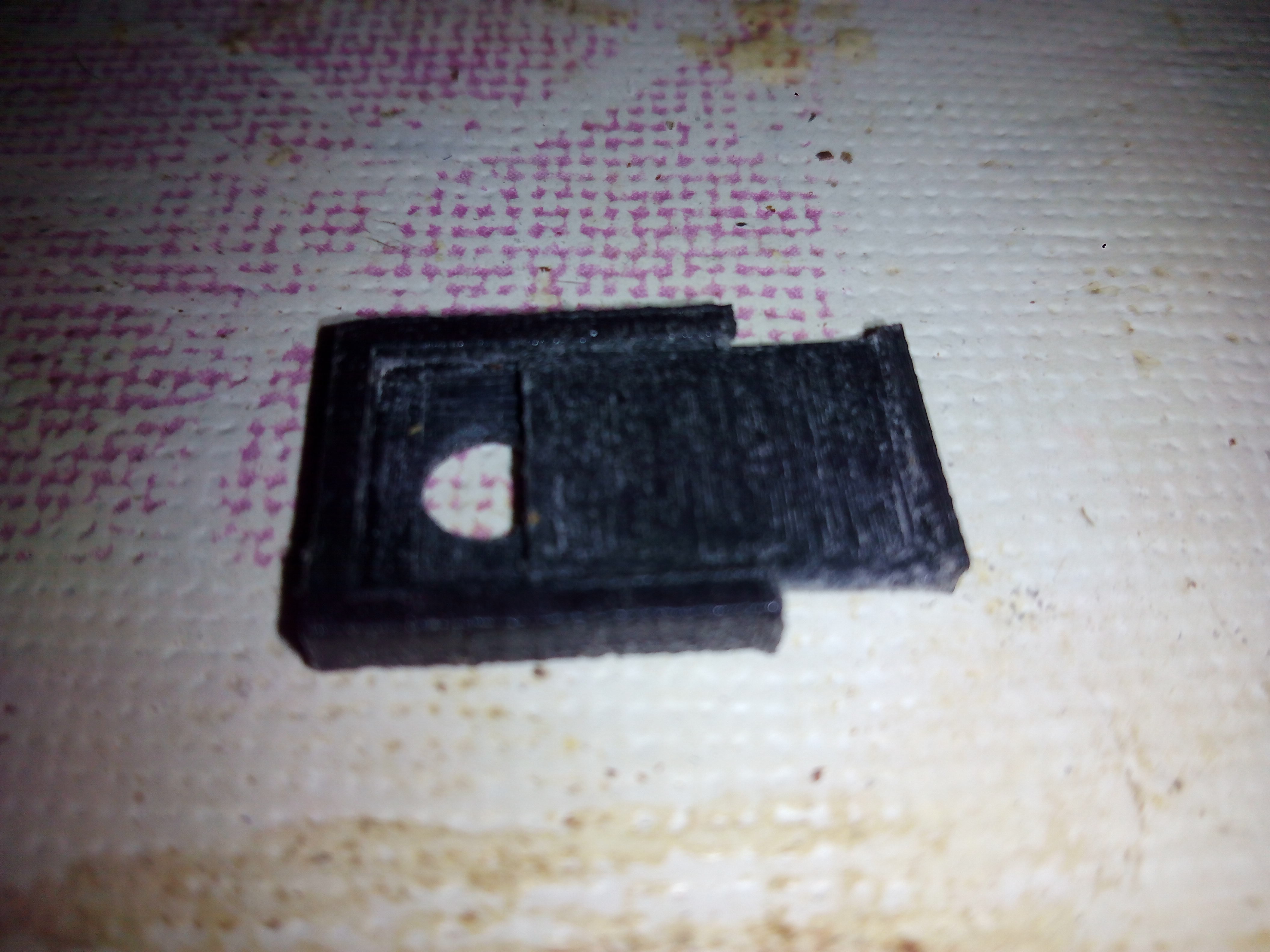 Tapa deslizante para cámara portátil (Sliding lid for portable camera)