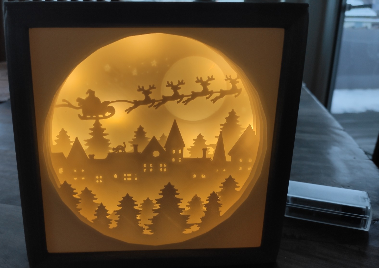 Christmas paper craft like scene lamp (new frame & holy night)