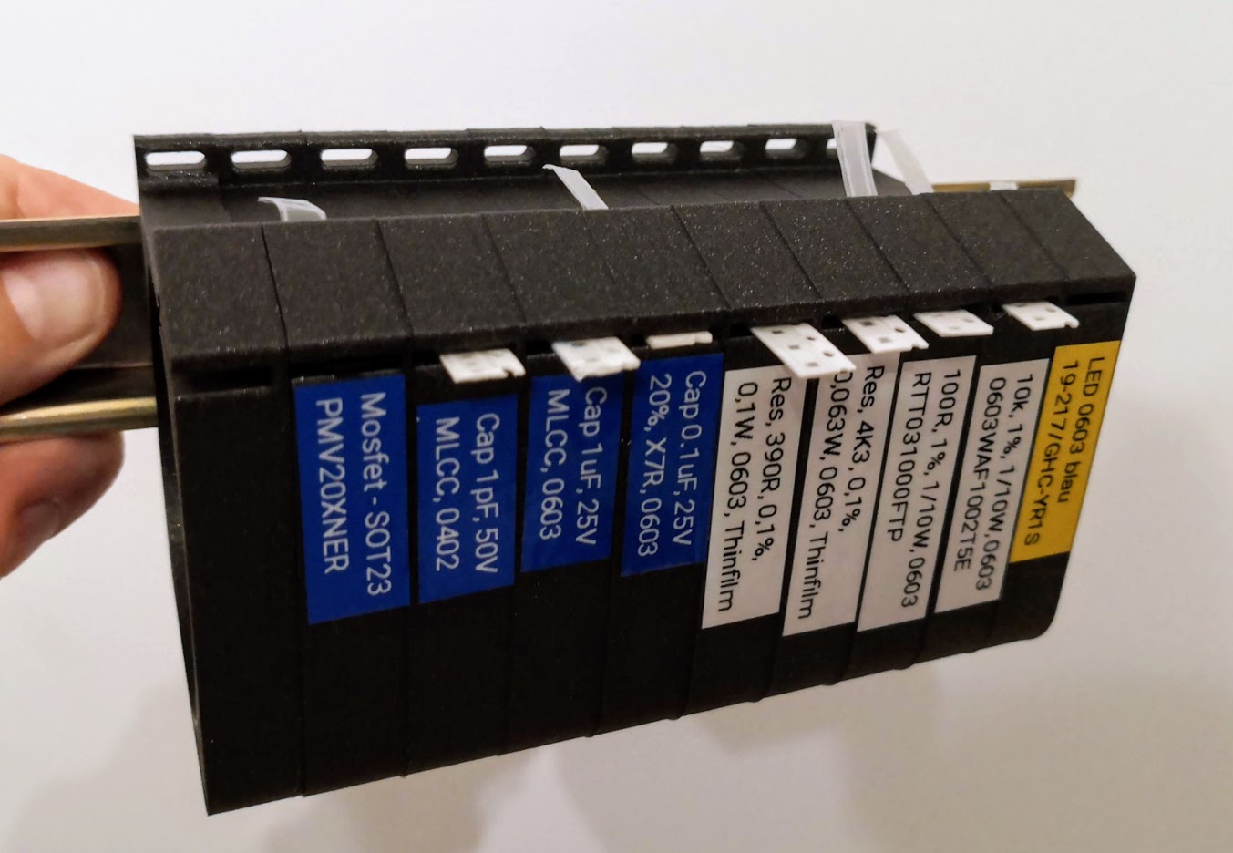 SMD DIN Rail Magazine