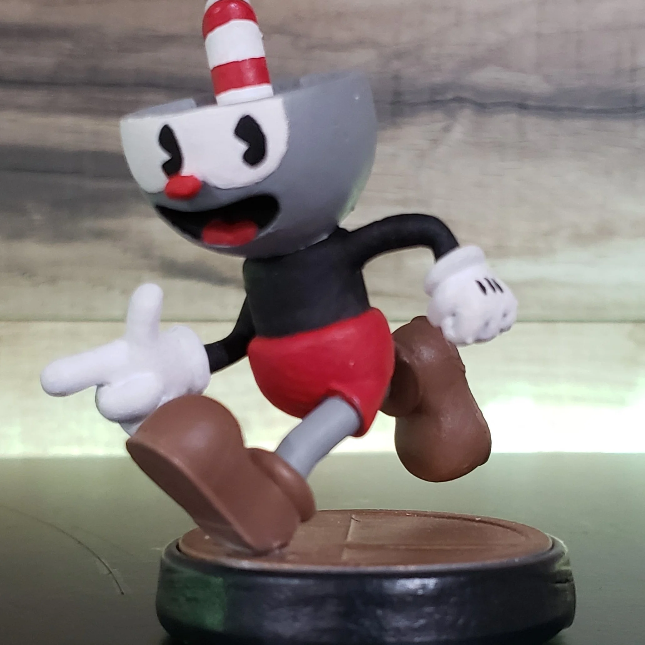 Cuphead Amiibo Figure