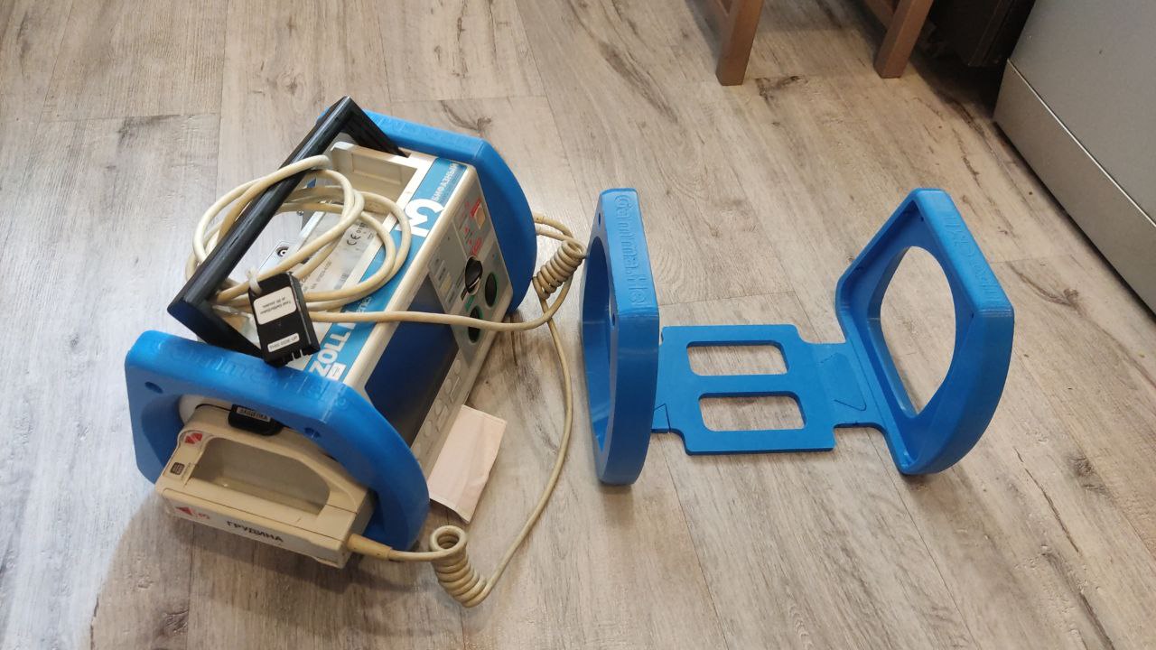Zoll m-series extreme pack