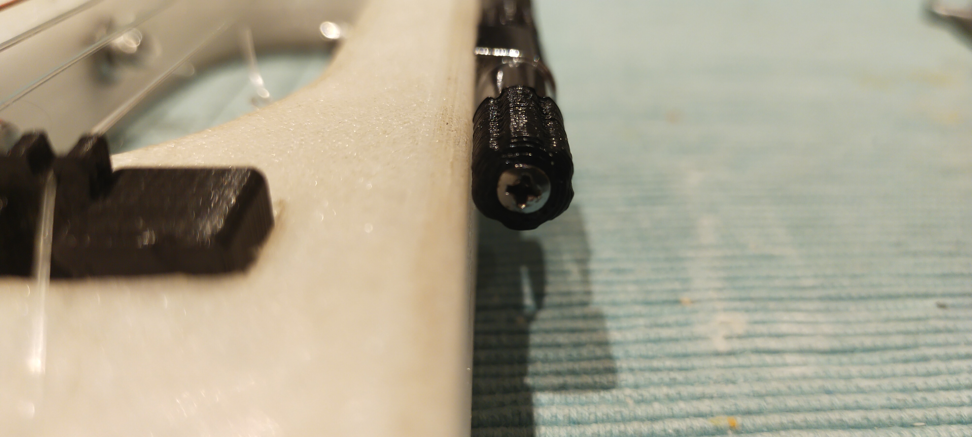 Small tuner knob for travelele