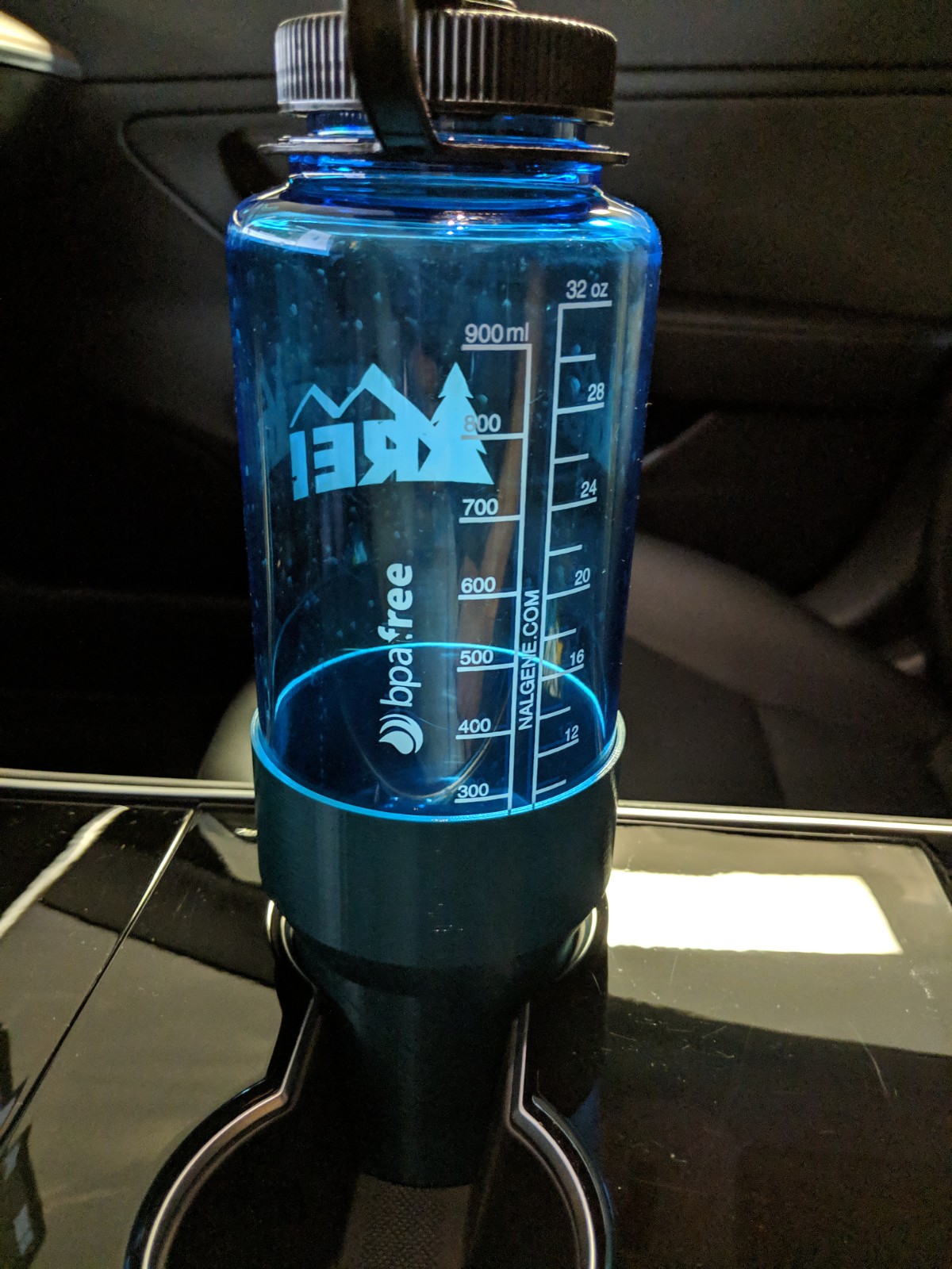 Tesla Model 3 Cupholder to Nalgene