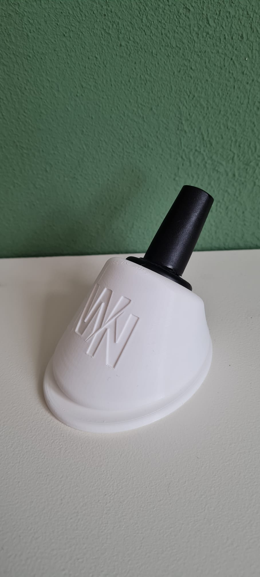 Nail polish stand