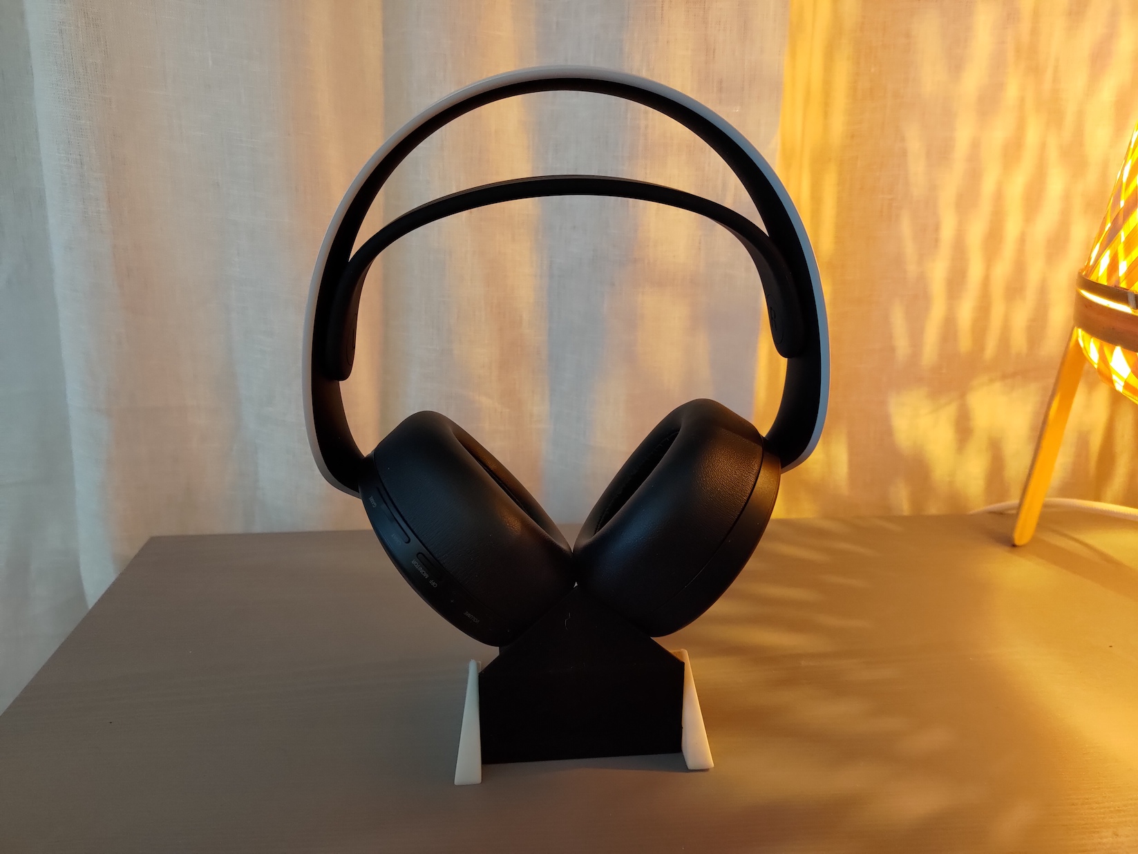 Ps5 headphones stand for magnetic charger