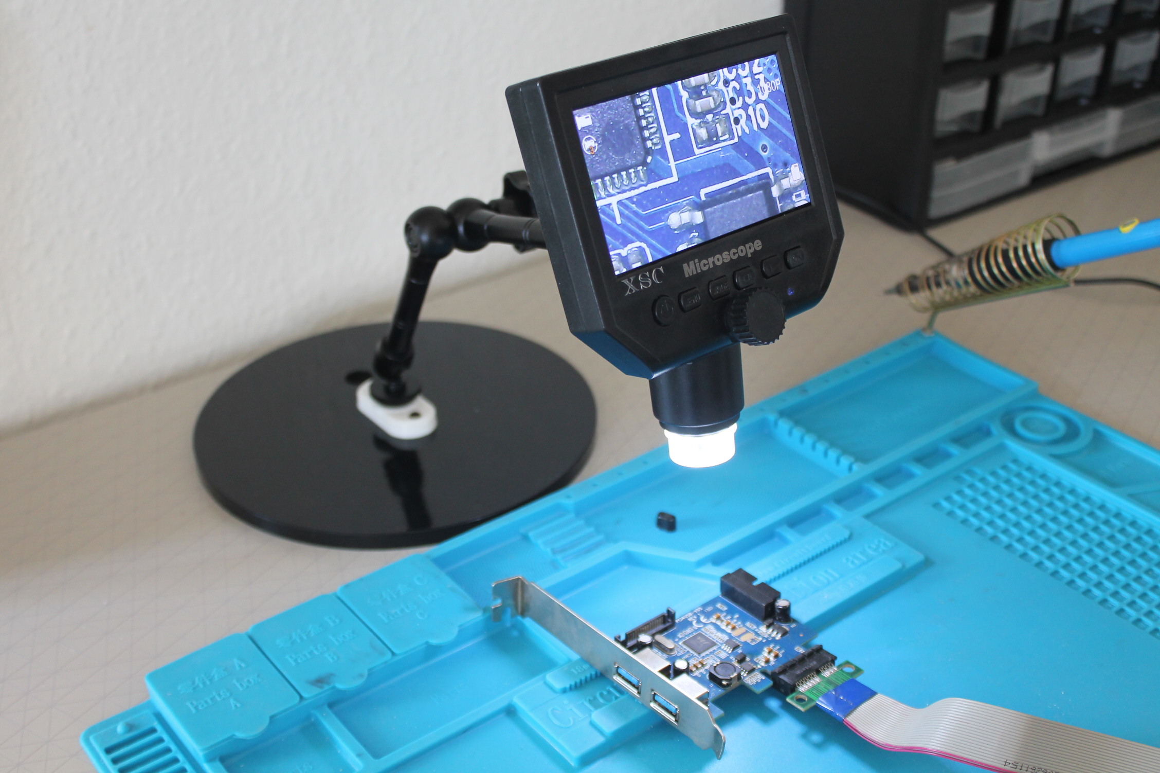 Adjustable Microscope stand