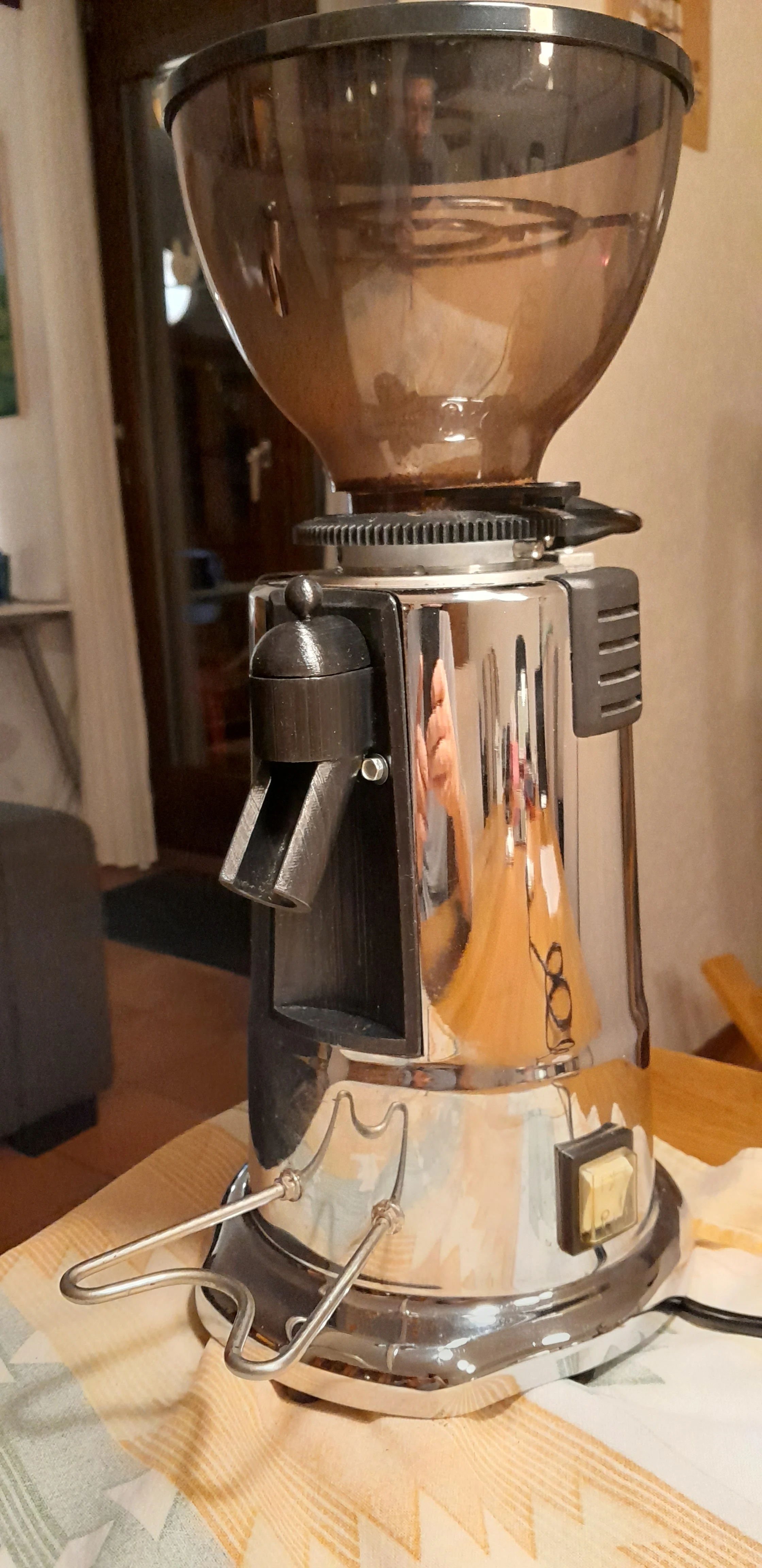 Macap M4 grinder with doser to doserless