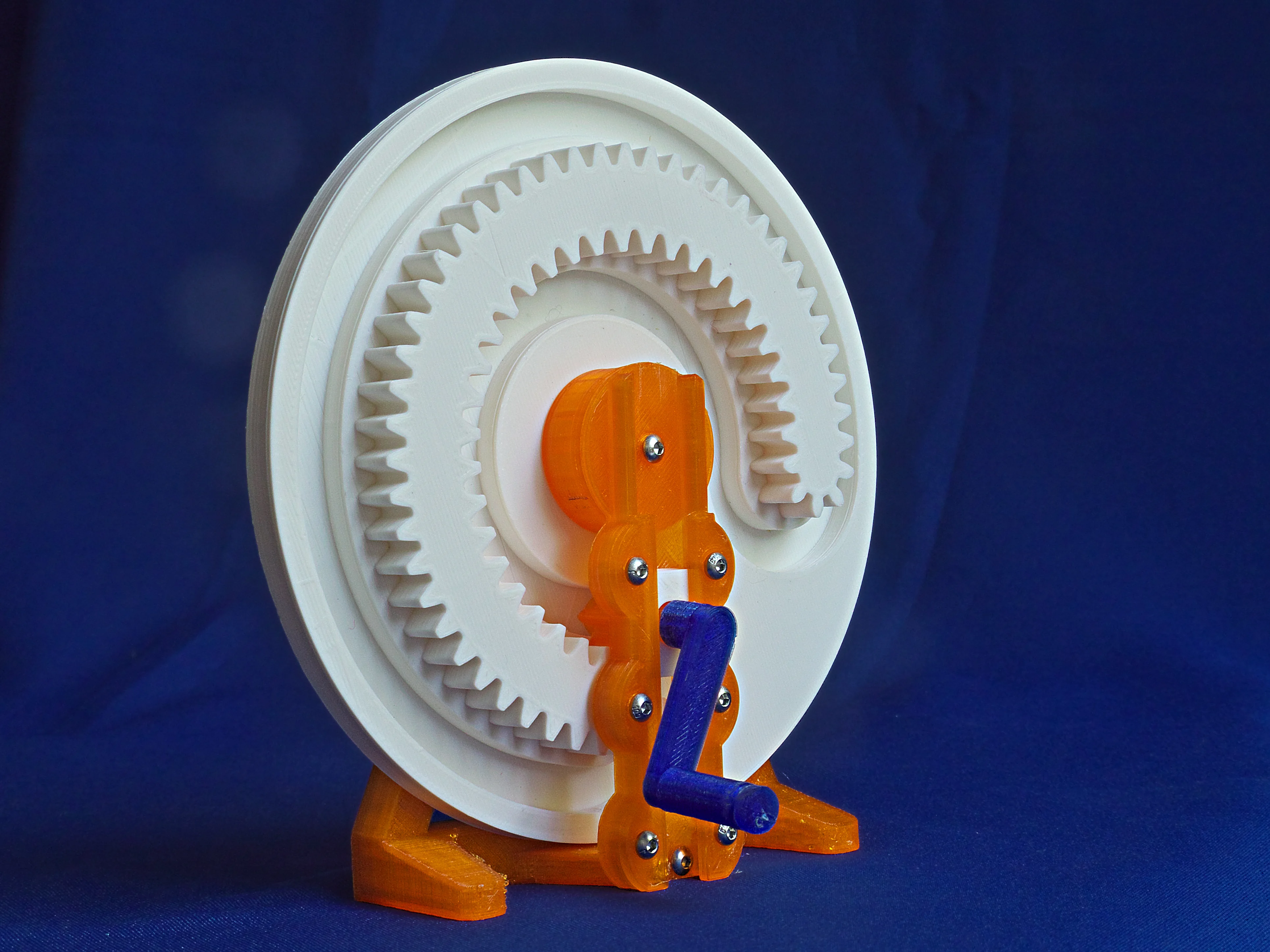 Mangle wheel and pinion