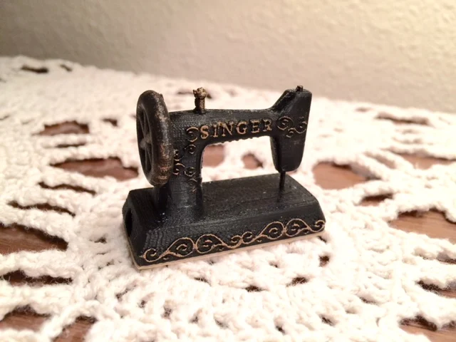 Singer Sewing Machine Keyring