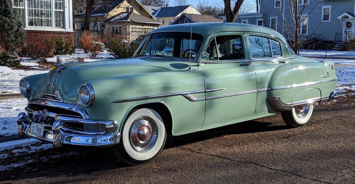 Pontiac Chieftain 4 Door Sedan 1953