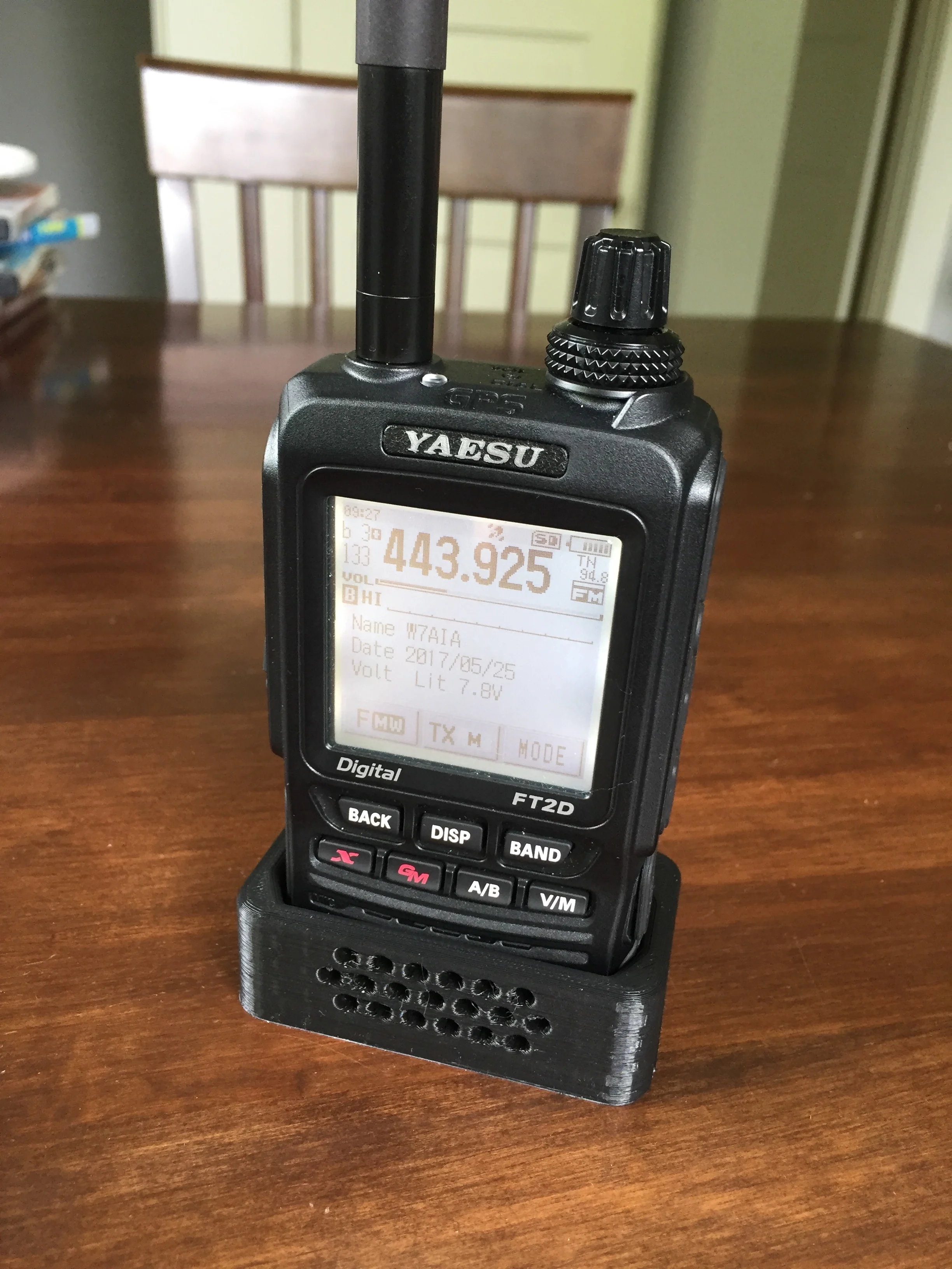 Yaesu FT2D Stable Base Cradle
