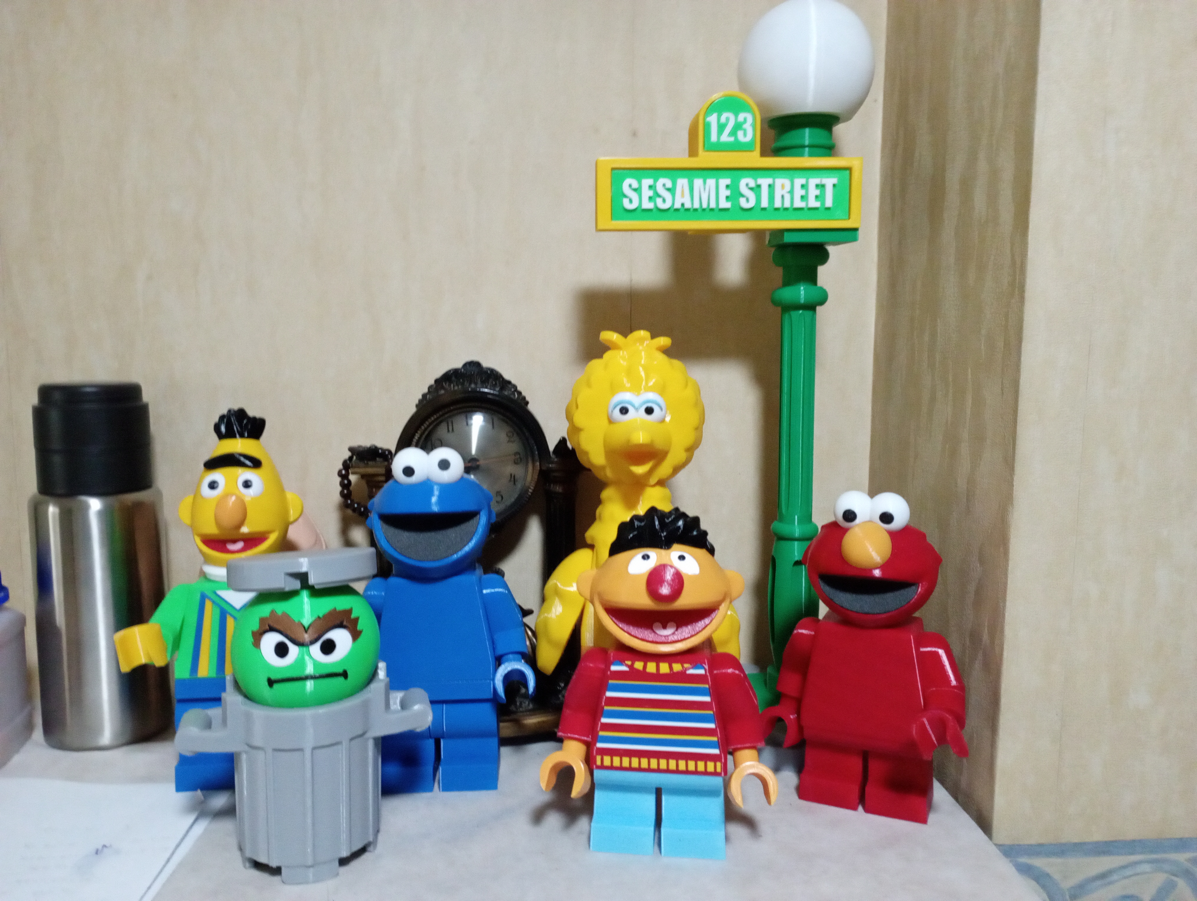 Sesame Street Giant Minifig Set
