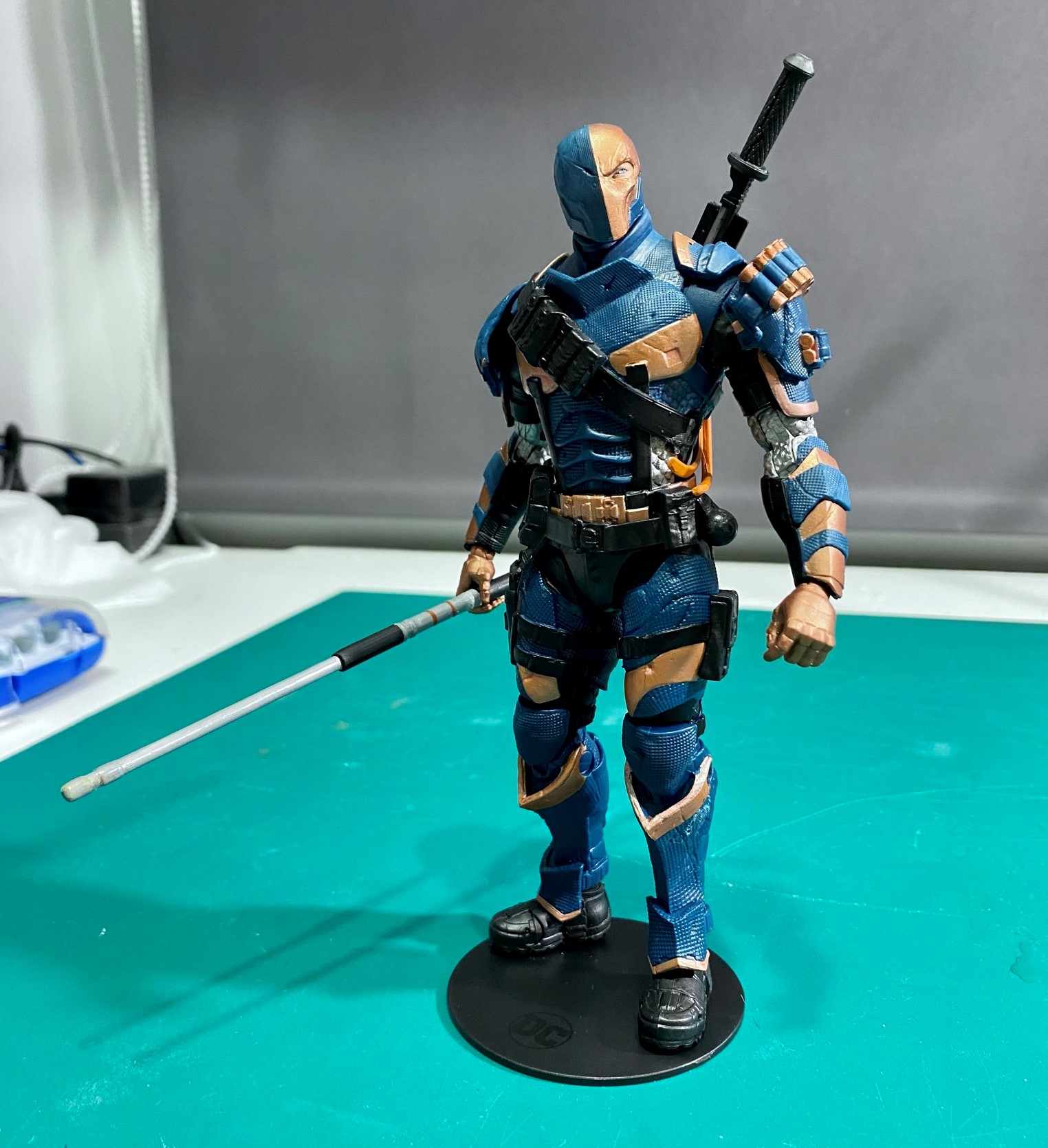 McFarlane Deathstoke Staff