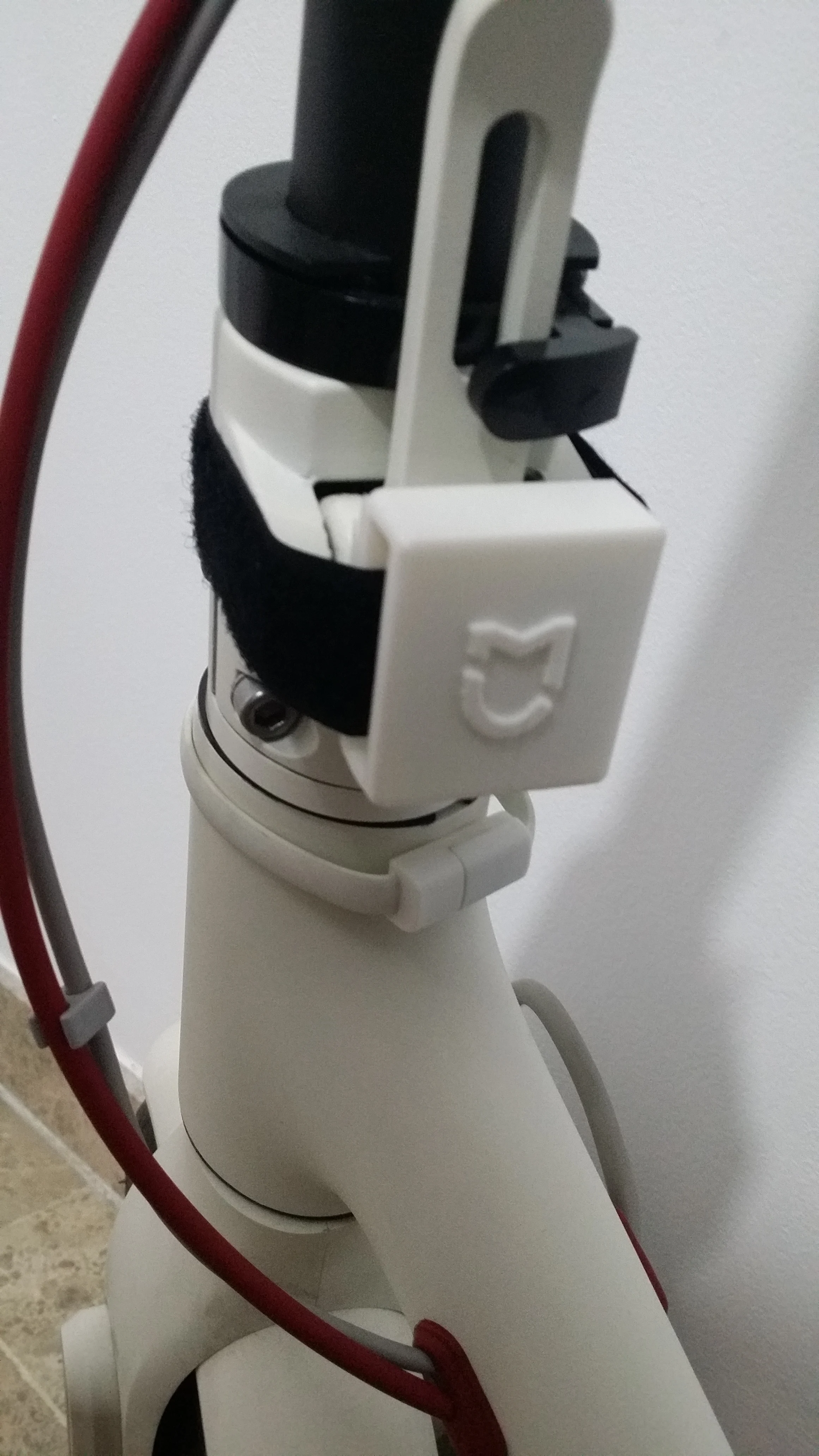 Guía velcro cierre xiaomi m365