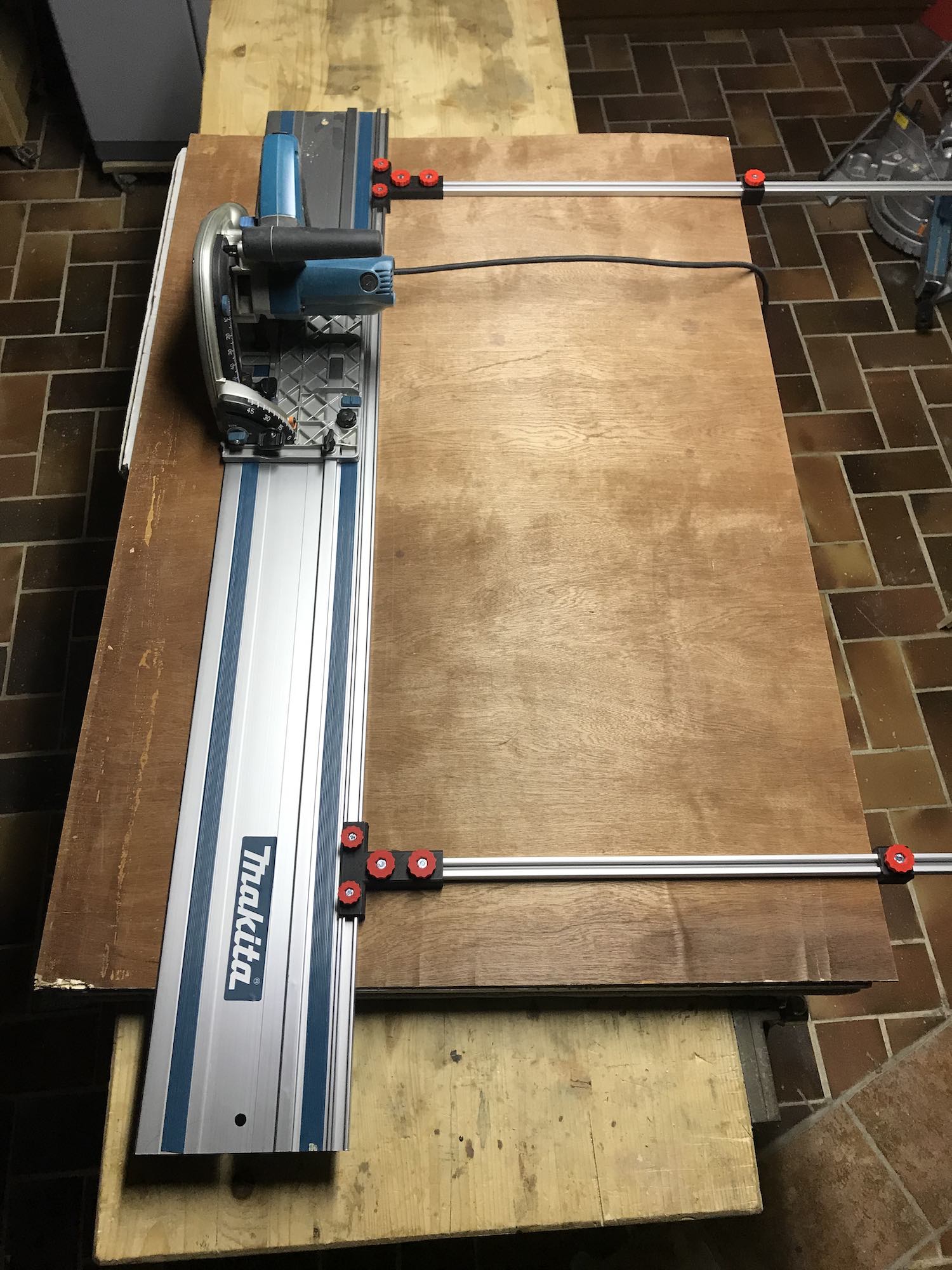 Makita parallel guide