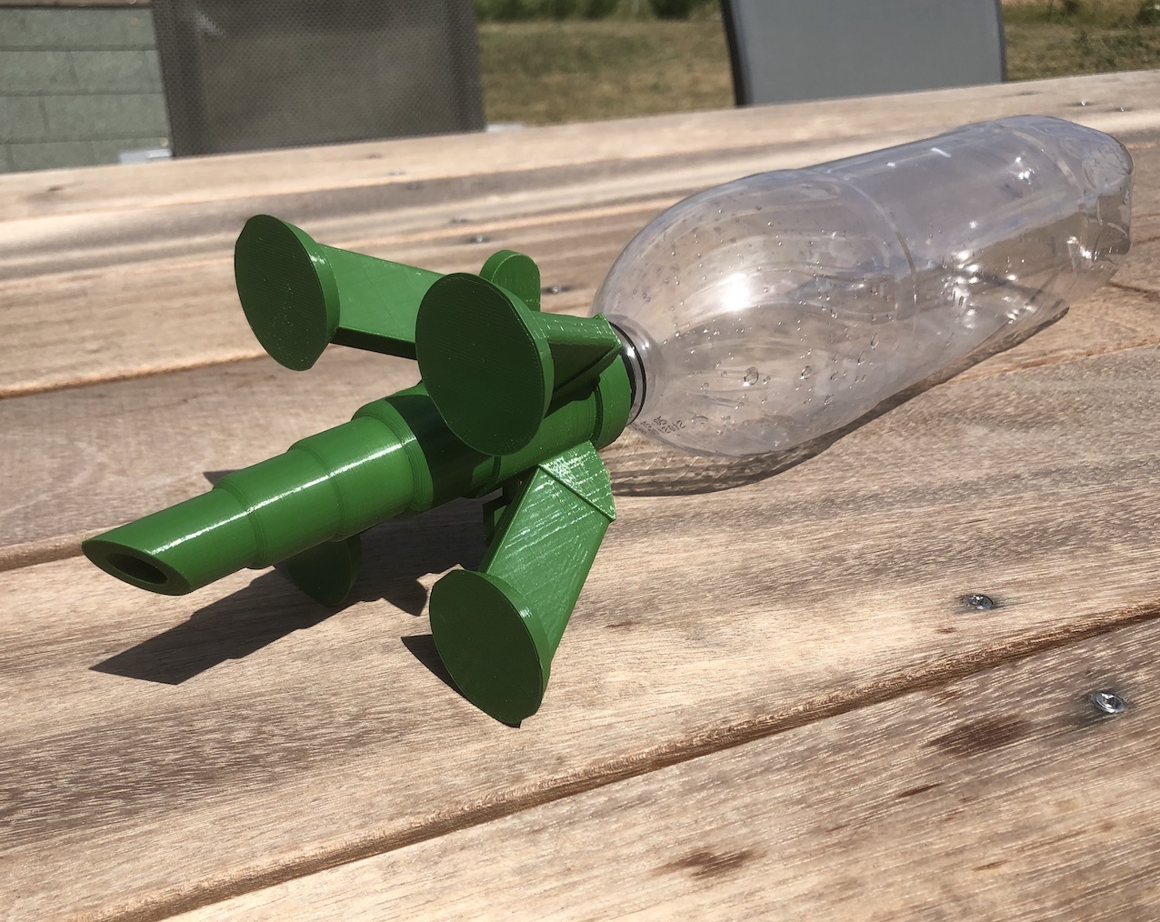 Watering spike with valve