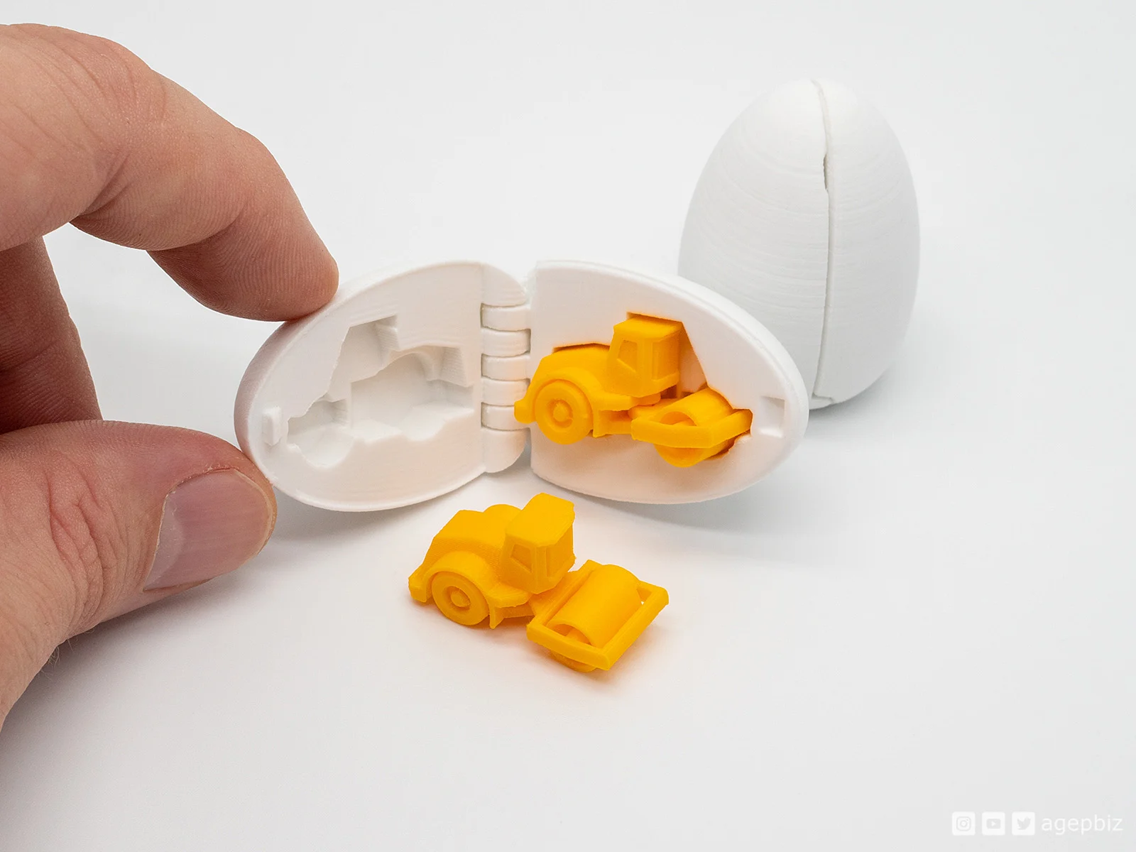 Surprise Egg #12 - Tiny Steamroller