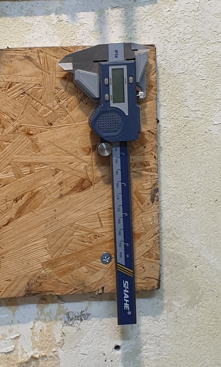 Wall mounted digital calipers bracket
