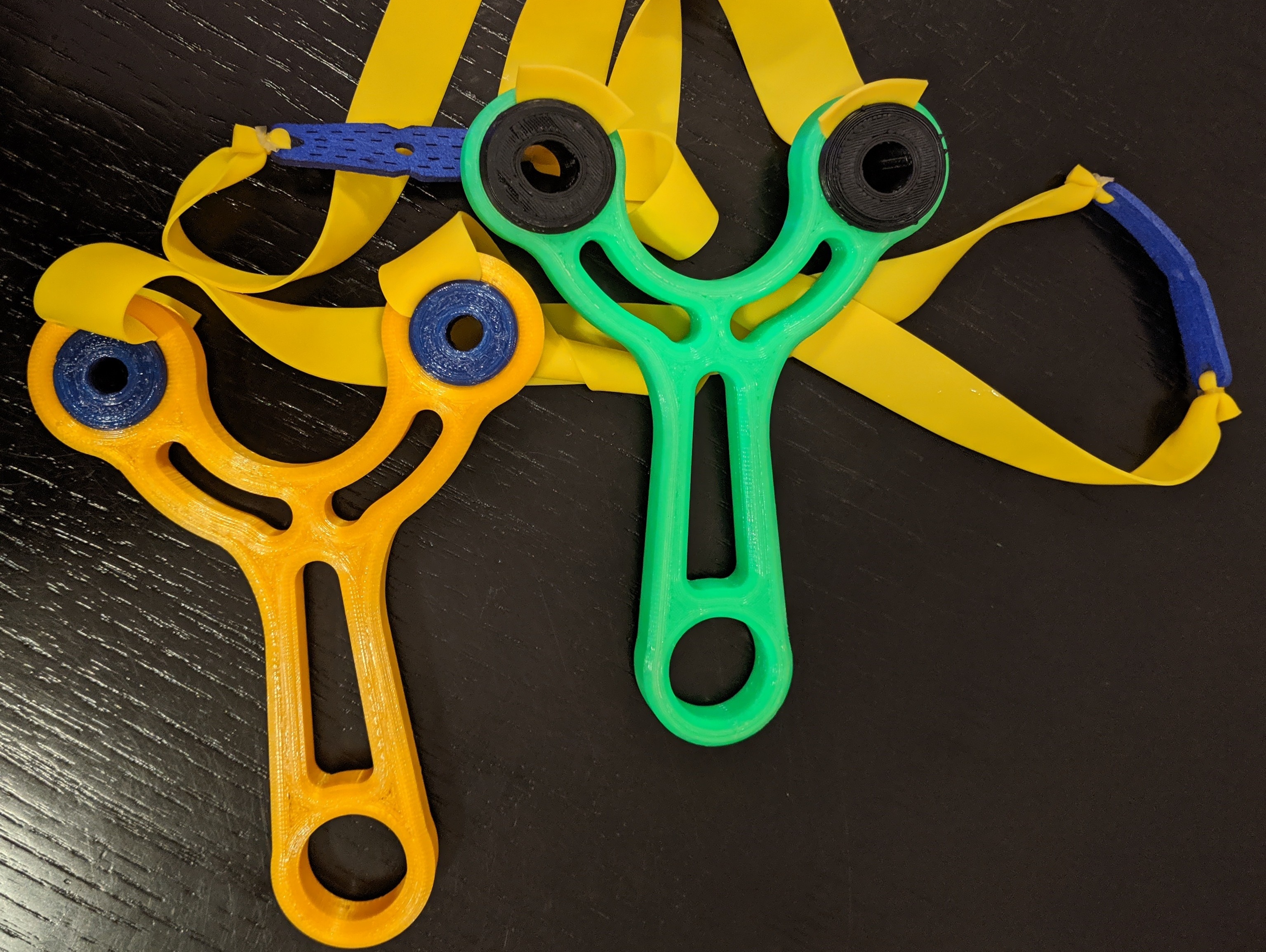 Slingshot / Zwille / Steinschleuder